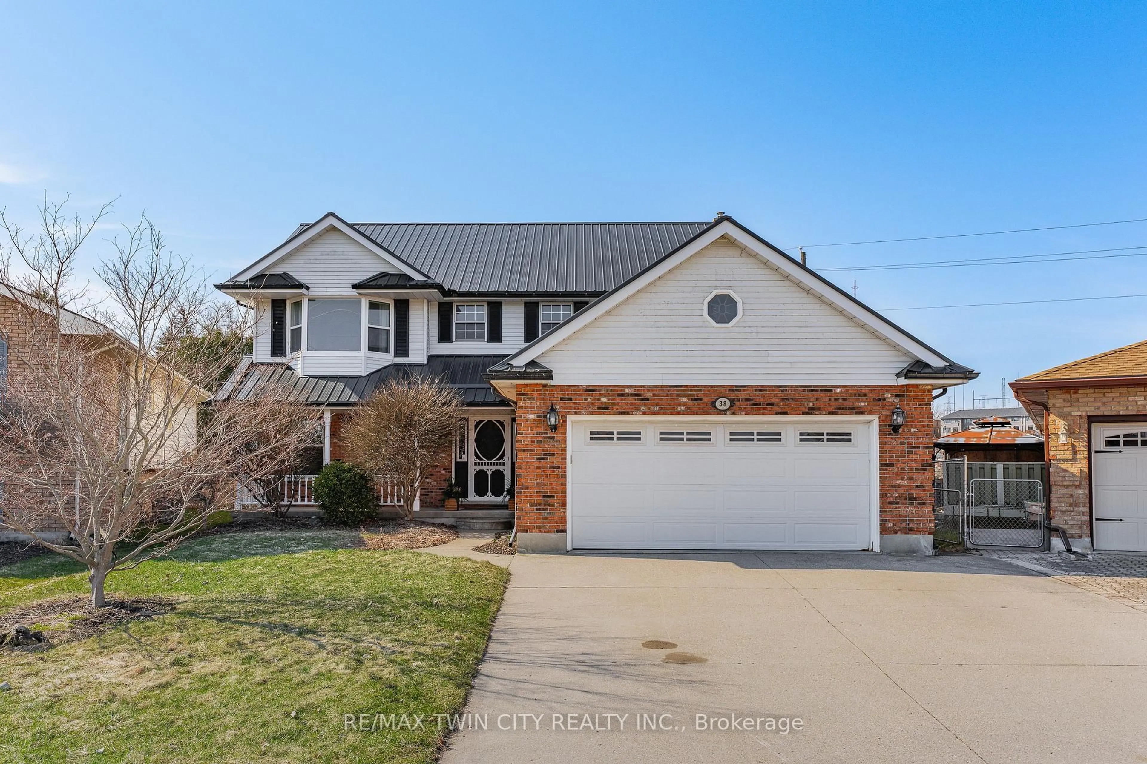 Home with brick exterior material, street for 38 Glen Abbey Crt, Woodstock Ontario N4S 8S9