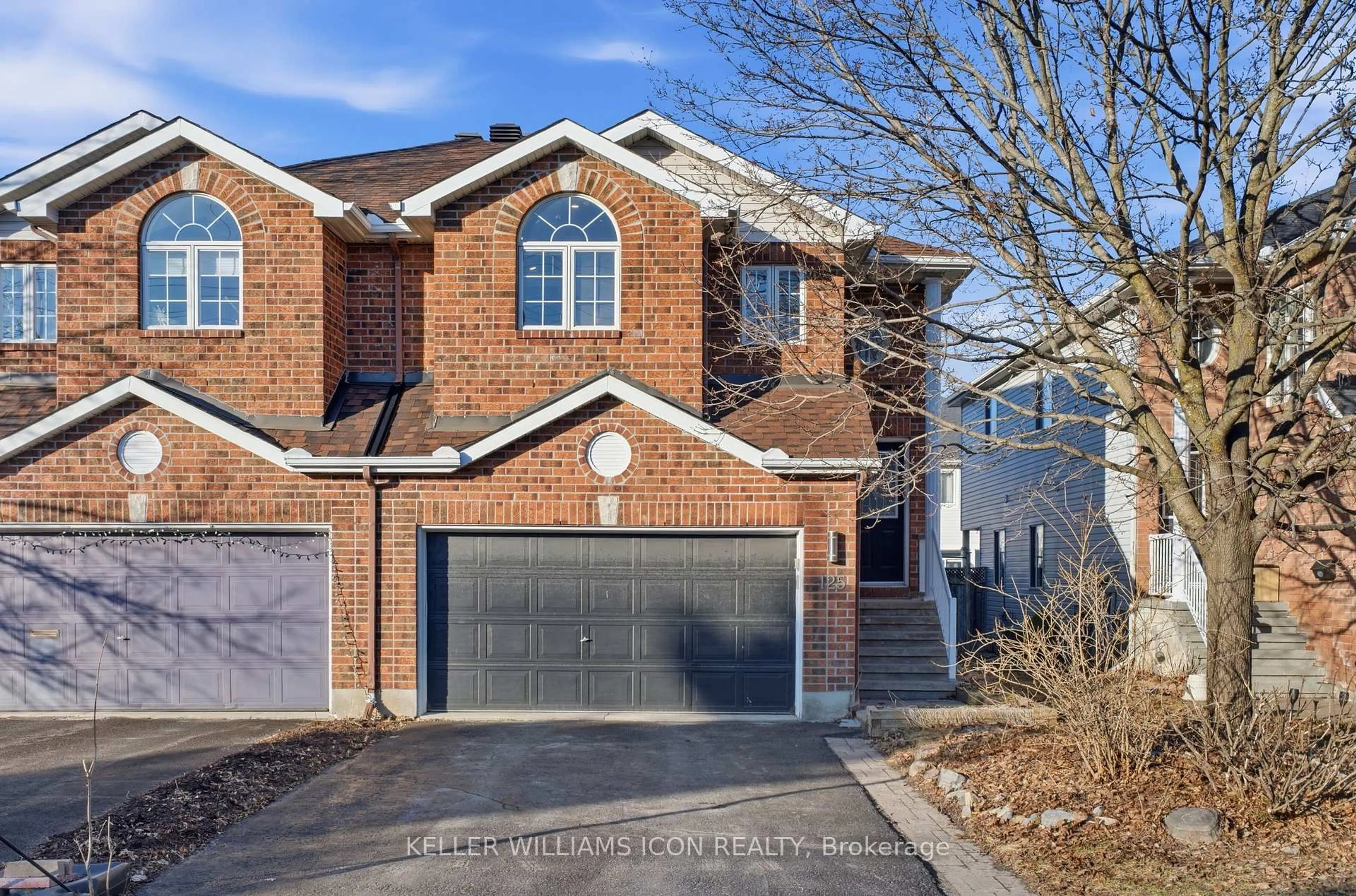 Home with brick exterior material, street for 125 Castle Glen Cres, Ottawa Ontario K2L 4G9