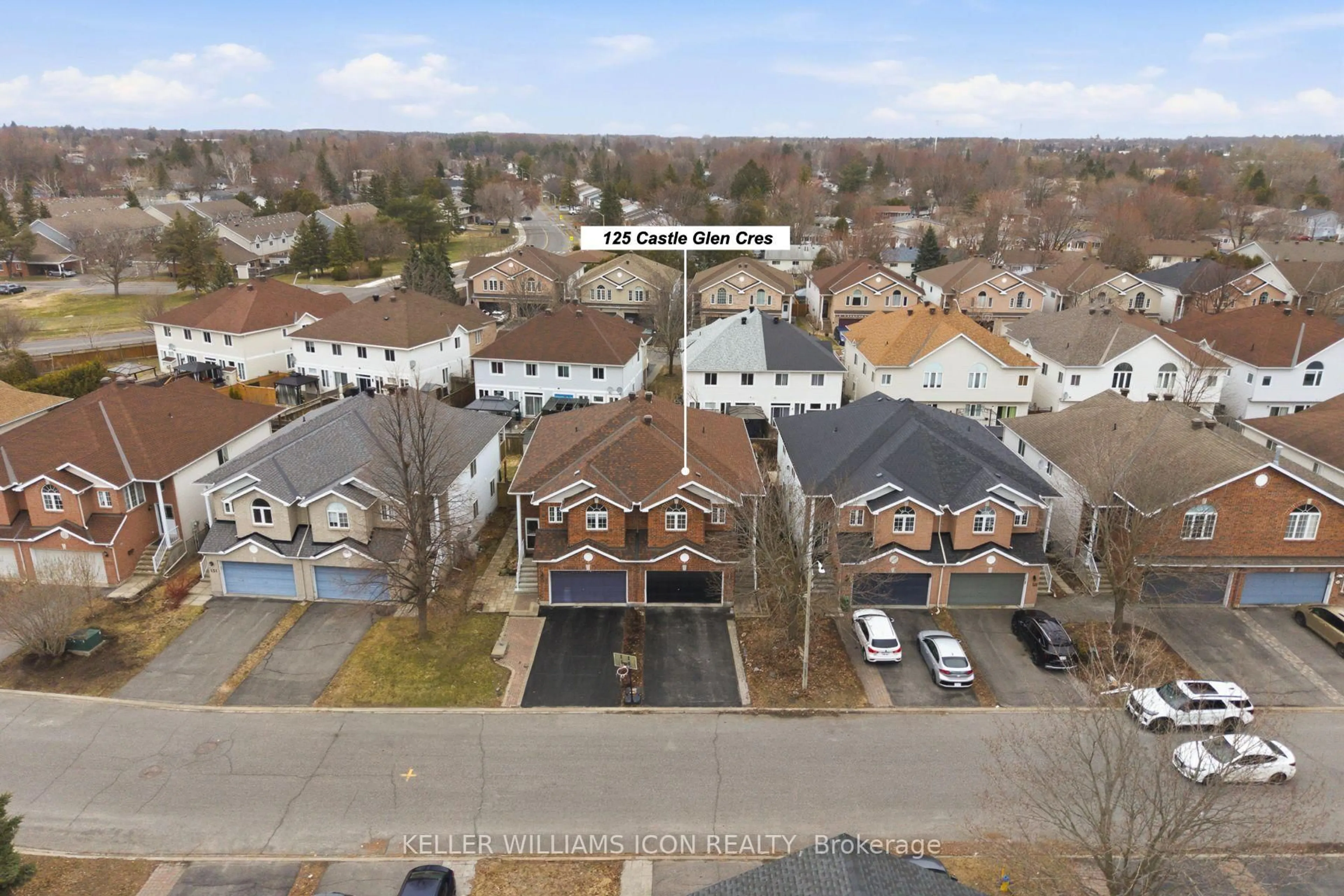 A pic from outside/outdoor area/front of a property/back of a property/a pic from drone, street for 125 Castle Glen Cres, Ottawa Ontario K2L 4G9