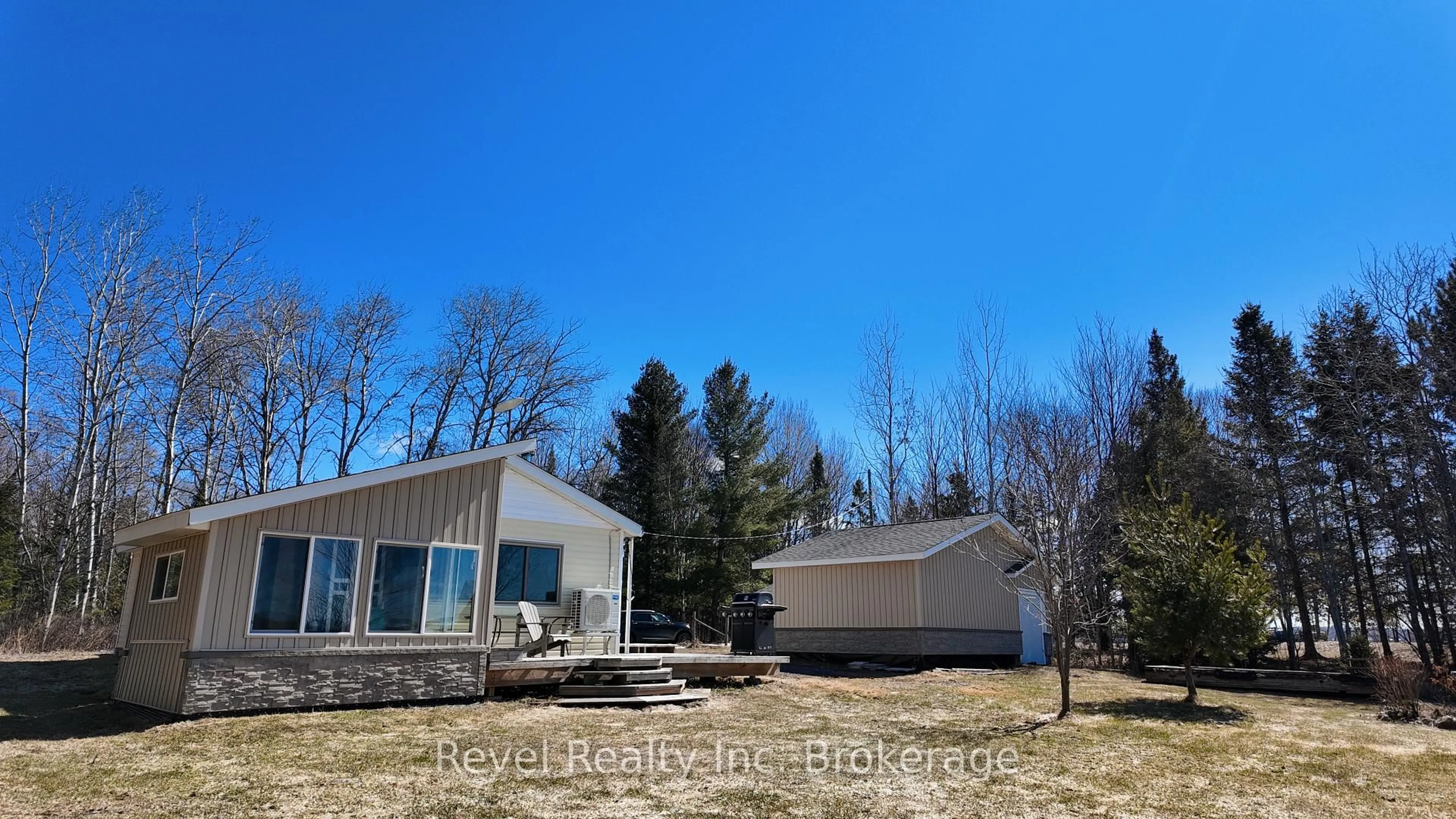 A pic from outside/outdoor area/front of a property/back of a property/a pic from drone, unknown for 286 Mallard Haven Rd, Chisholm Ontario P0H 1B0