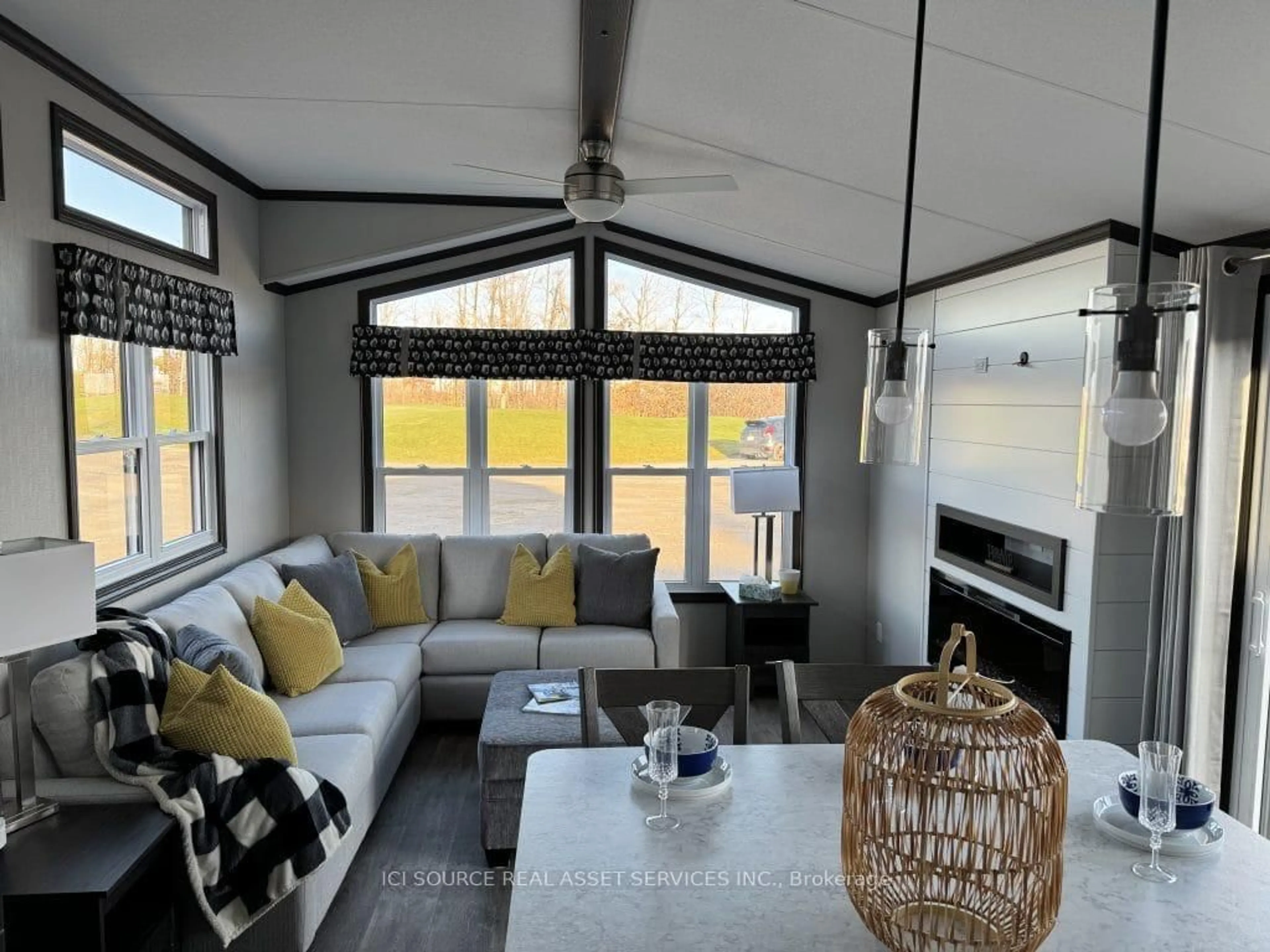 Living room with furniture, unknown for 1047 Bonnie Lake Camp Rd #TRILM, Bracebridge Ontario P1L 1W9