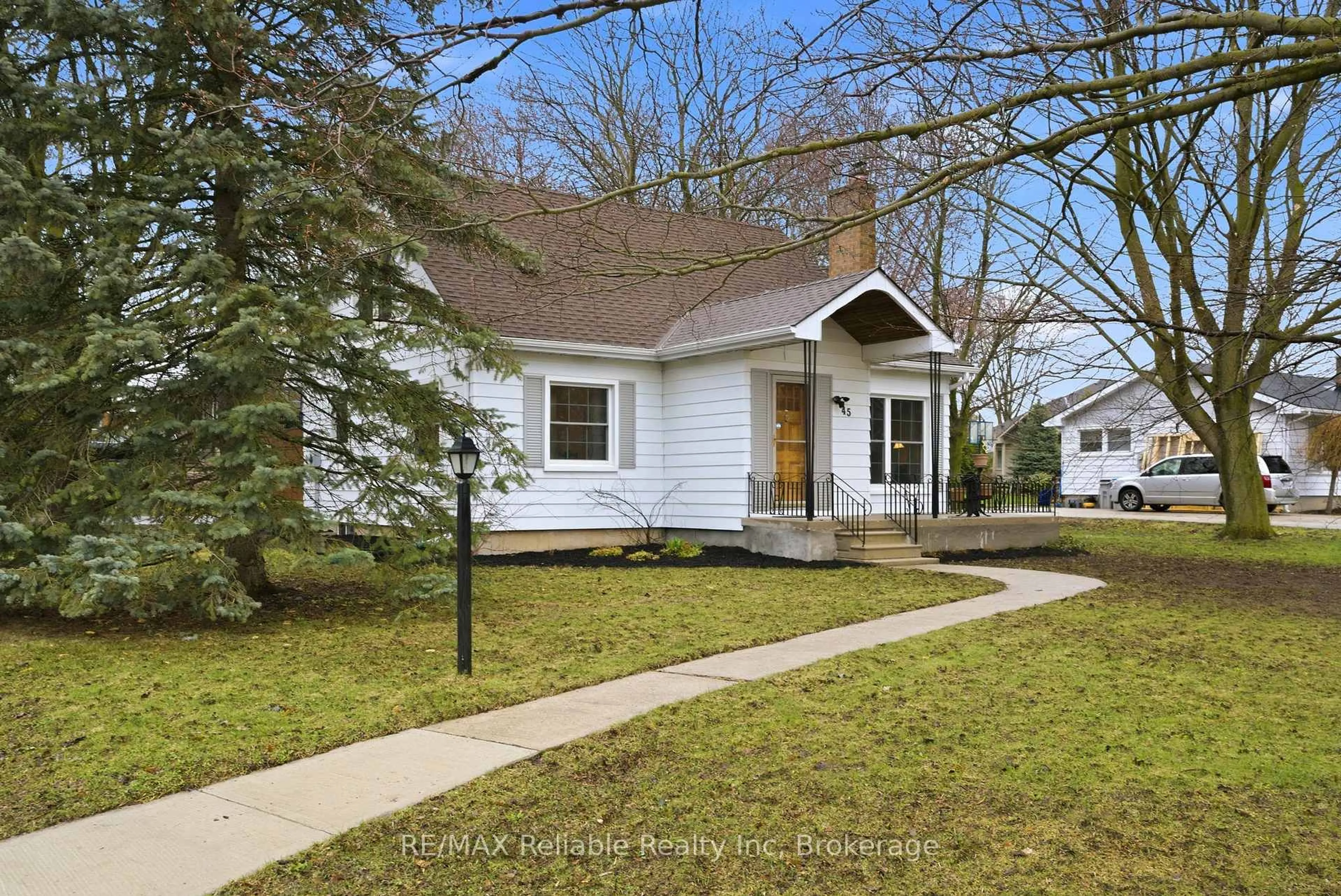 Home with vinyl exterior material, street for 45 Whitehead St, Central Huron Ontario N0M 1L0