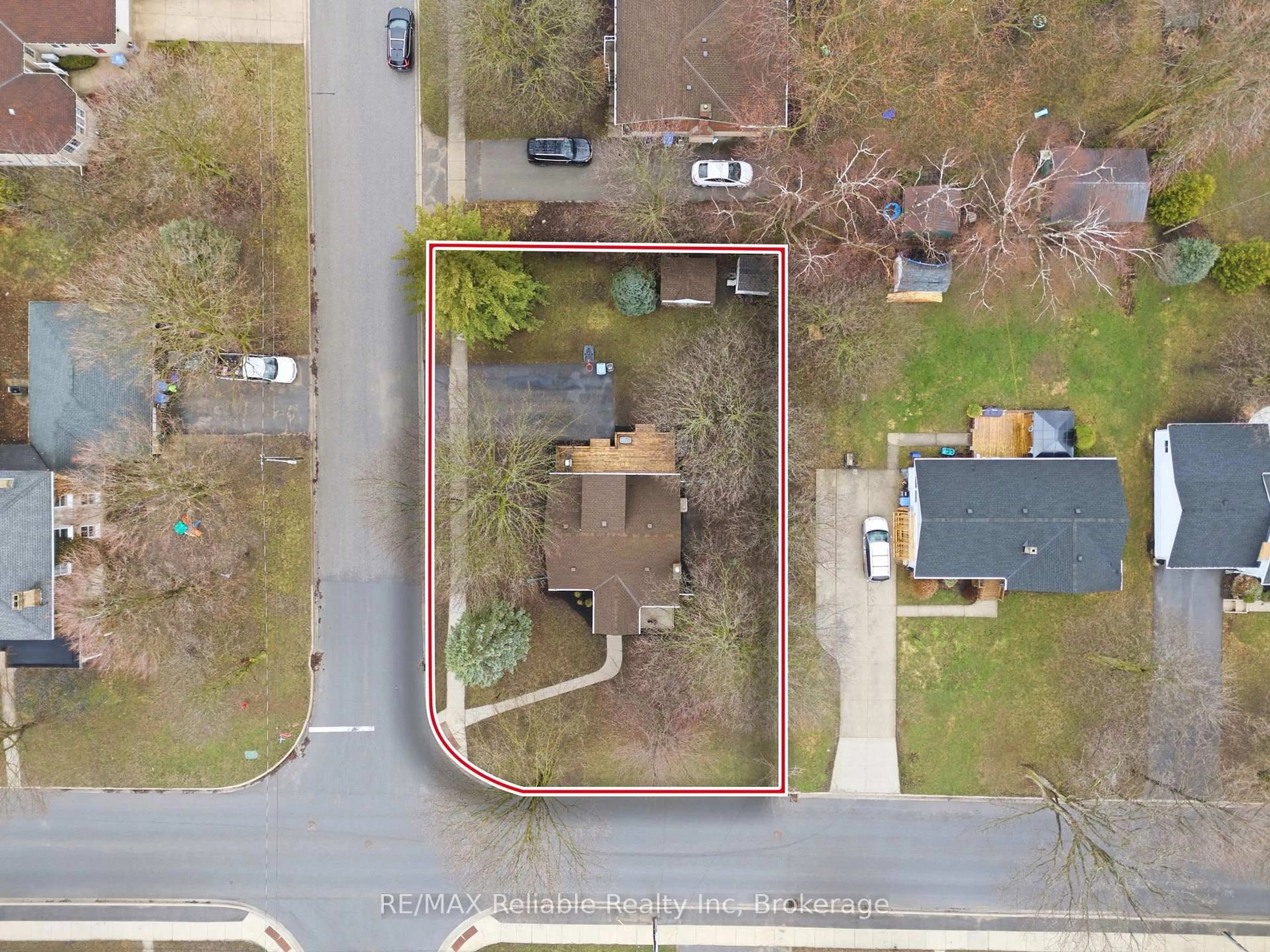 A pic from outside/outdoor area/front of a property/back of a property/a pic from drone, street for 45 Whitehead St, Central Huron Ontario N0M 1L0