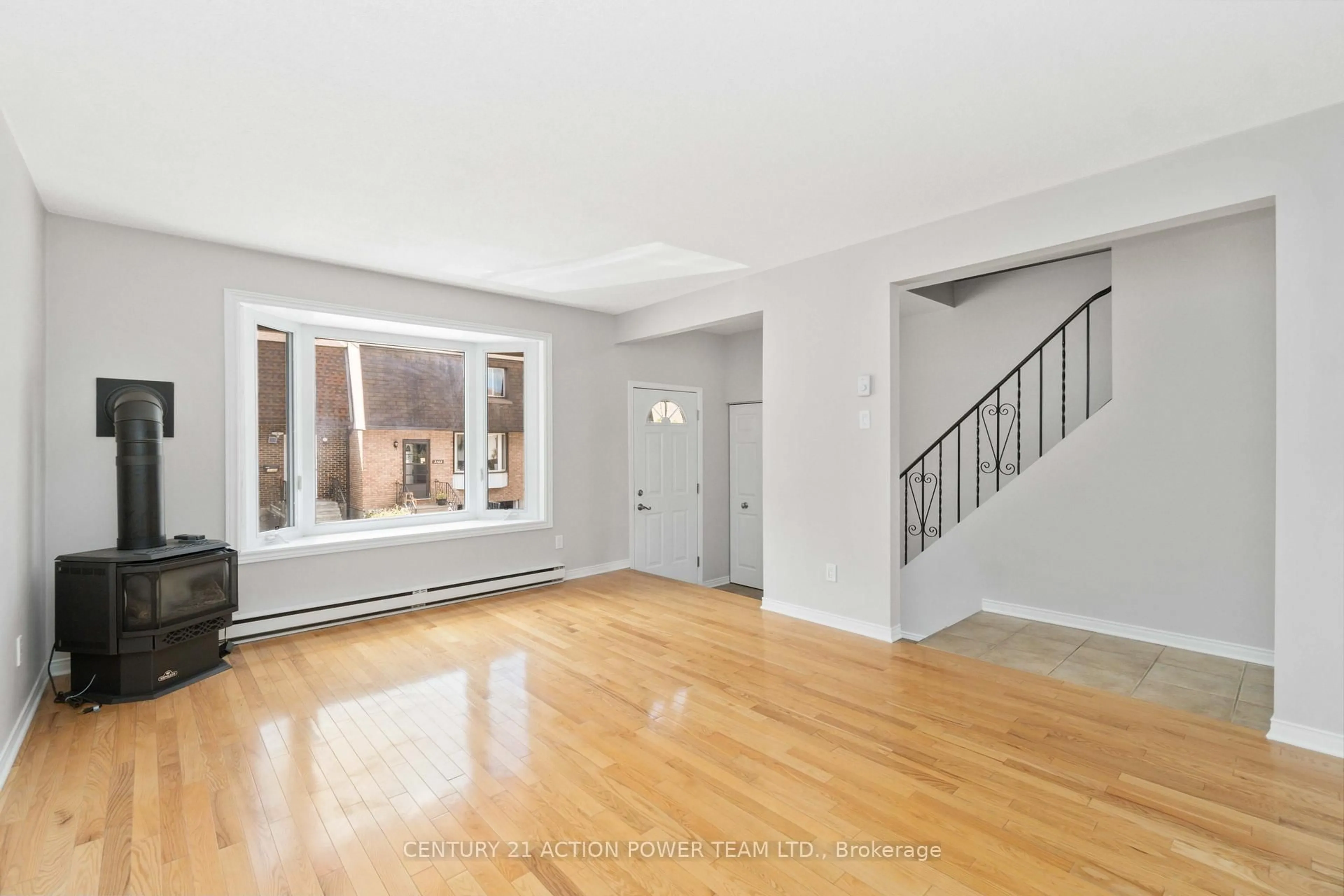 Unknown for 3103 Armada Ave #17, Ottawa Ontario K1T 1T6