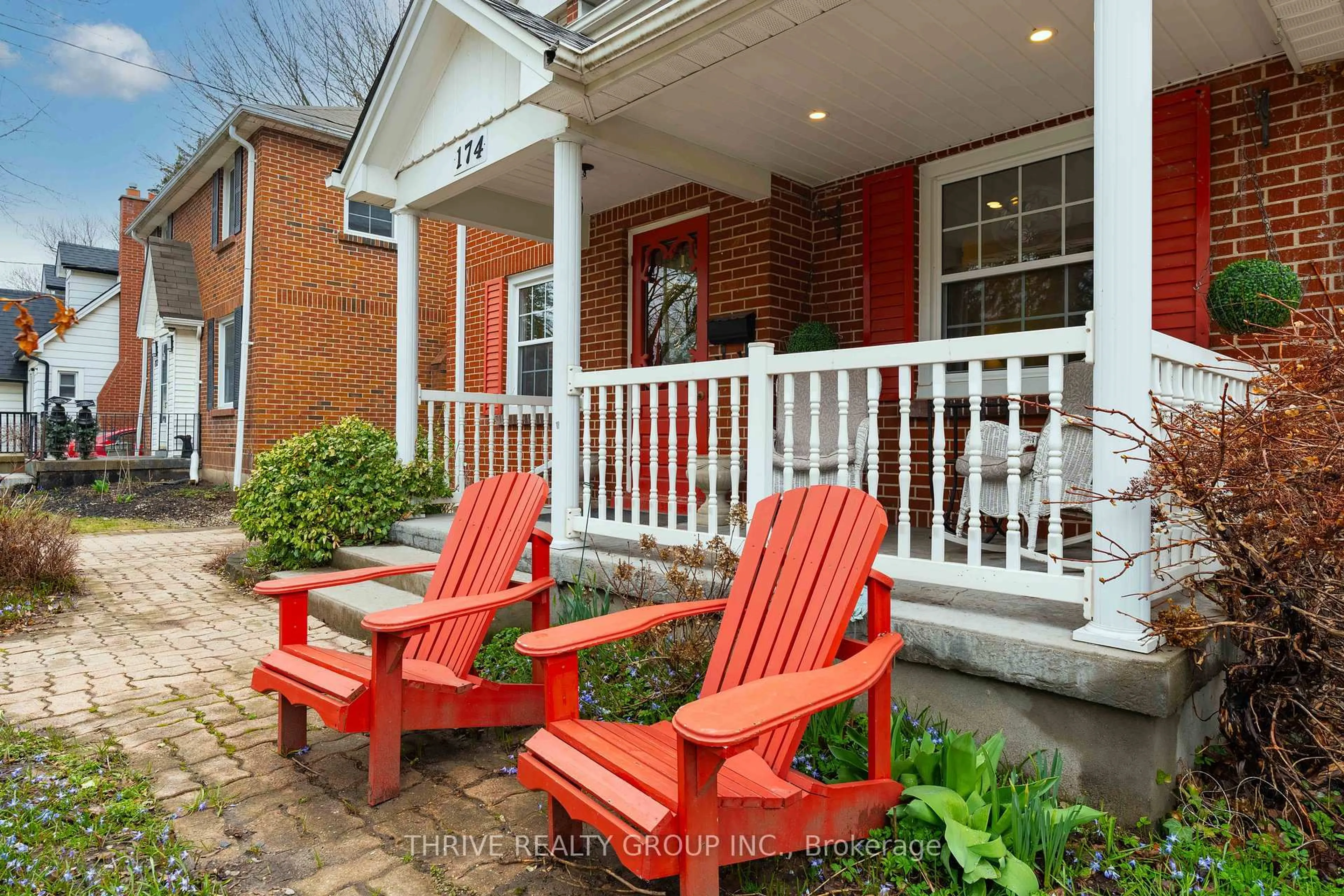 Patio, street for 174 Iroquois Ave, London South Ontario N6C 2K8