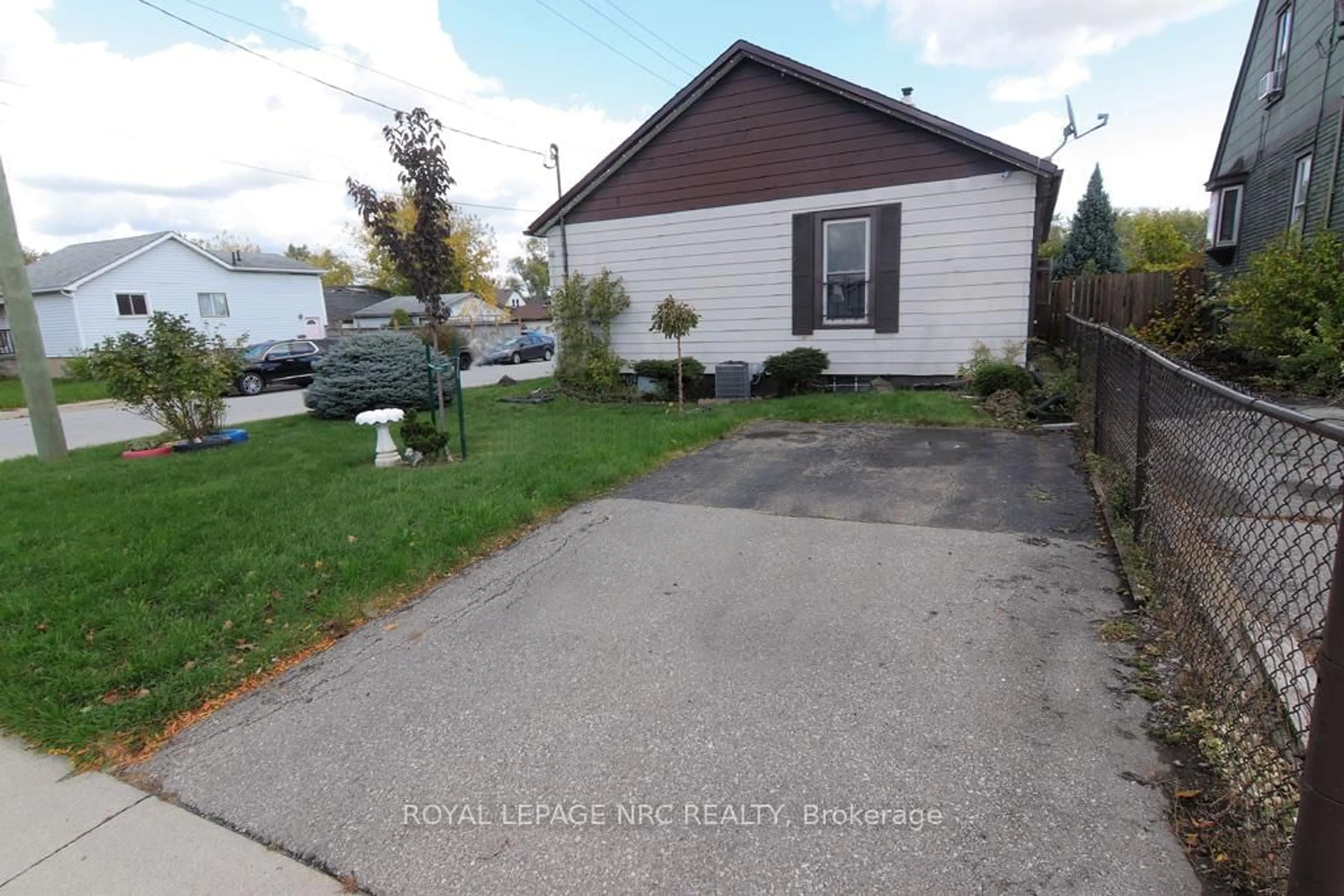 Unknown for 5192 Hamilton St, Niagara Falls Ontario L2E 2W3