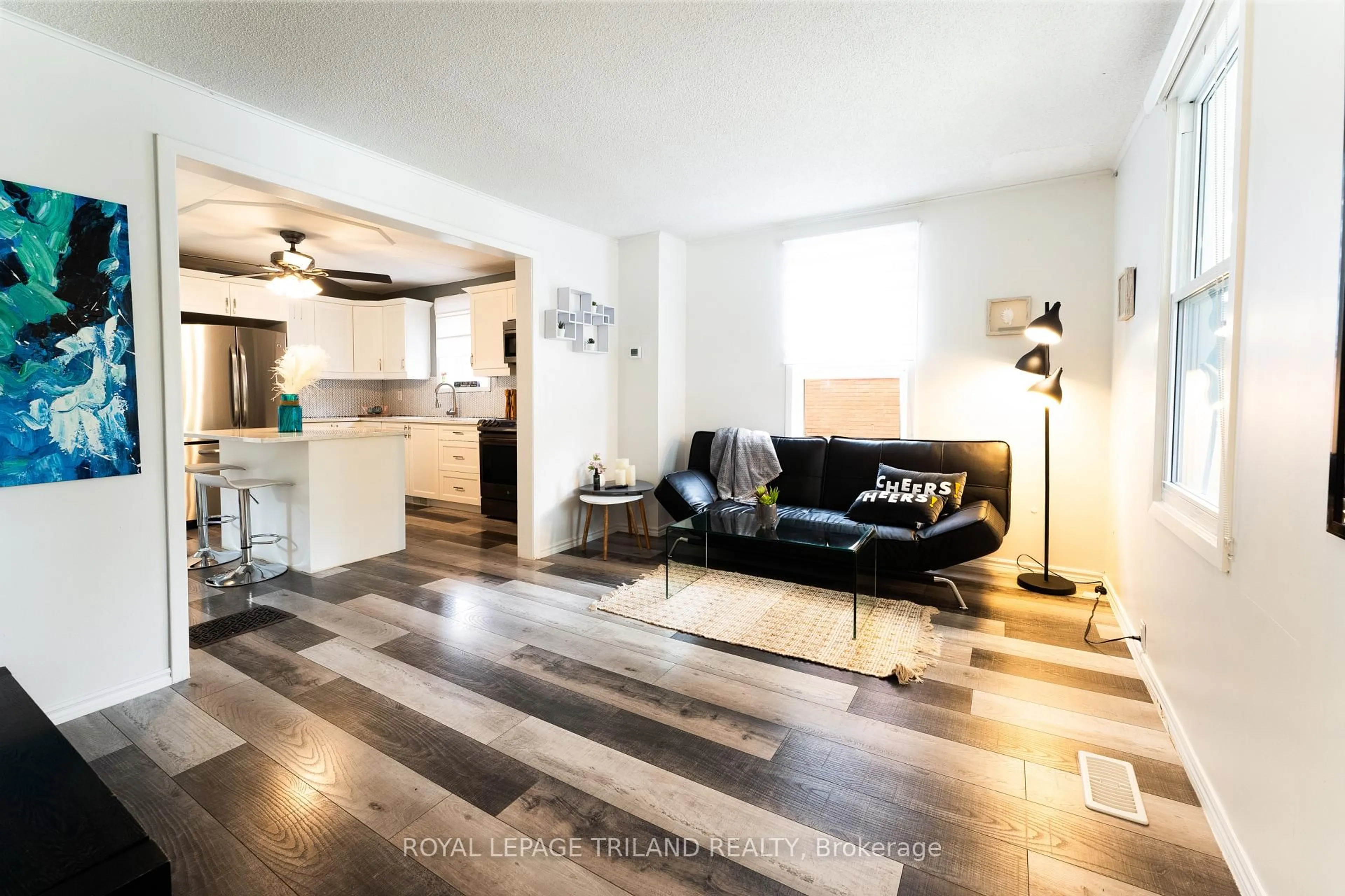 Unknown for 326 Smith St, Central Elgin Ontario N5L 1C6