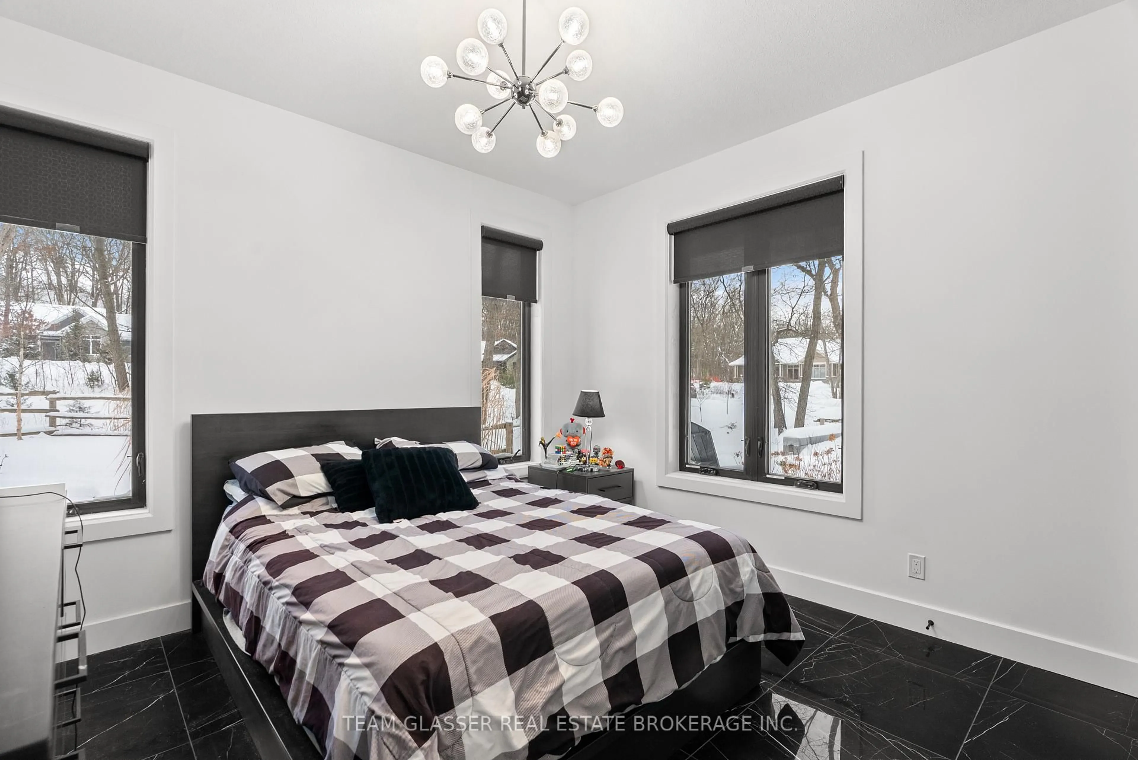 Bedroom with bed, unknown for 10143 Pinery Bluffs Rd, Lambton Shores Ontario N0M 1T0