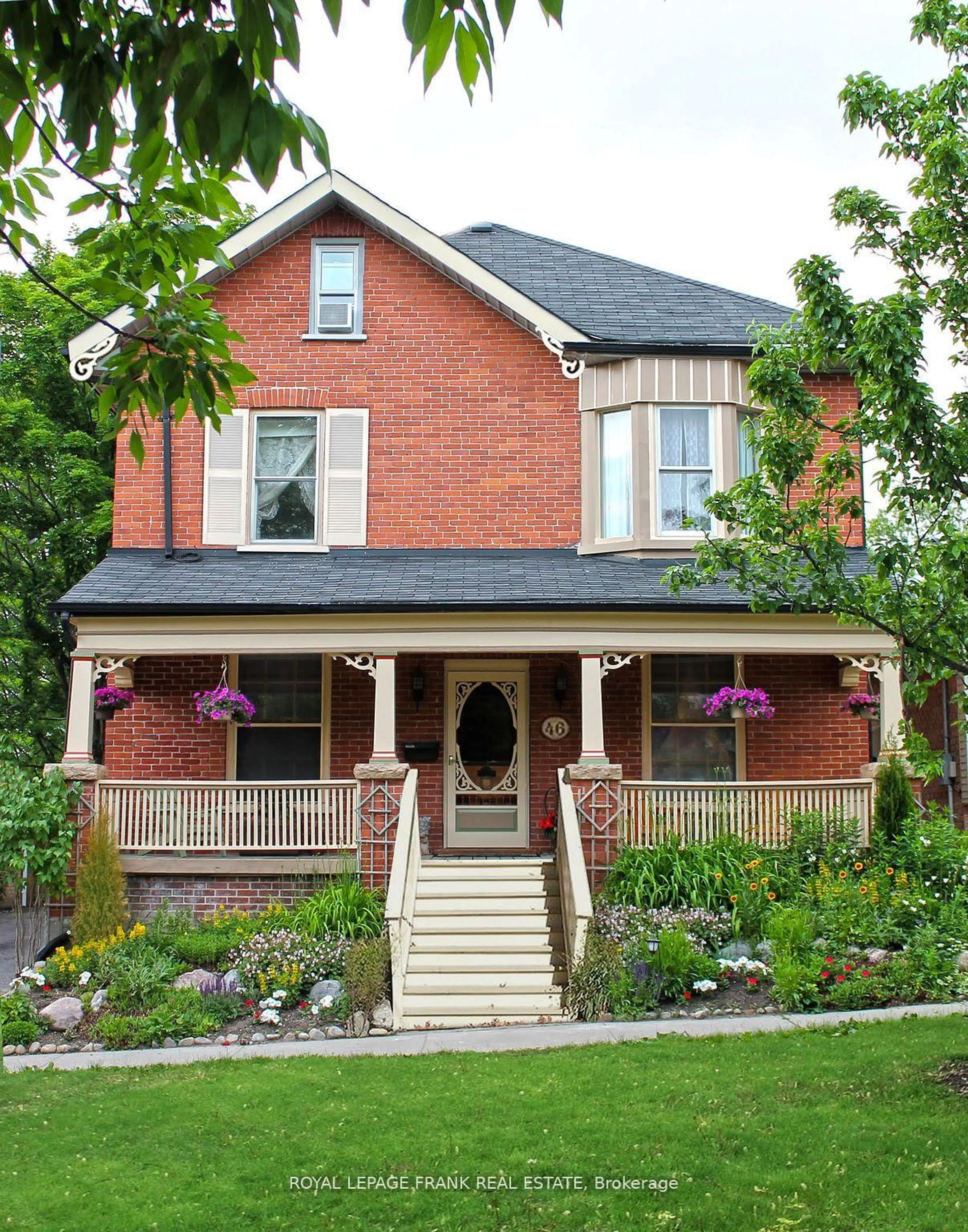 Home with brick exterior material, street for 46 Sophia St, Peterborough Ontario K9H 1E1