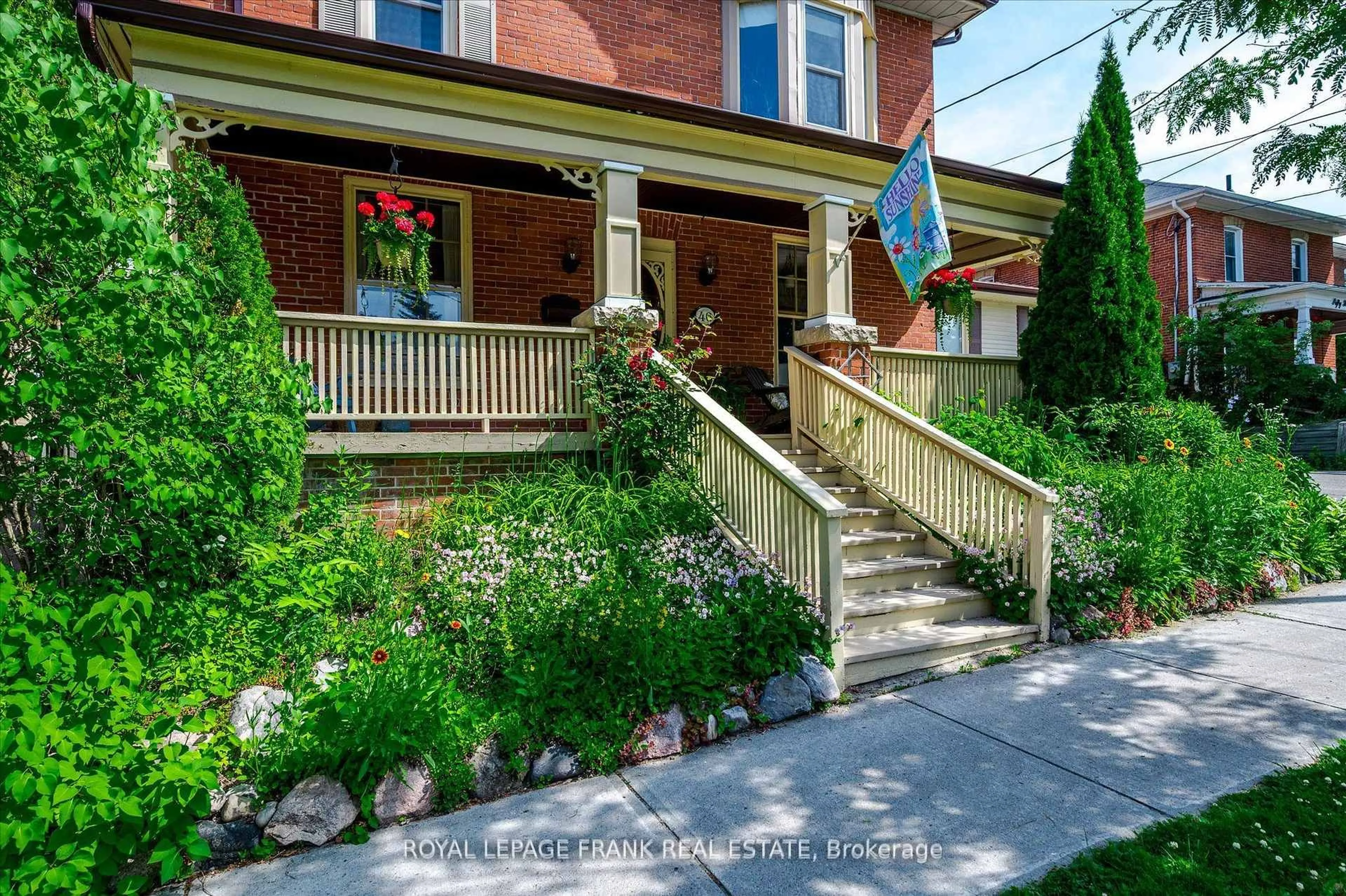 Home with brick exterior material, street for 46 Sophia St, Peterborough Ontario K9H 1E1