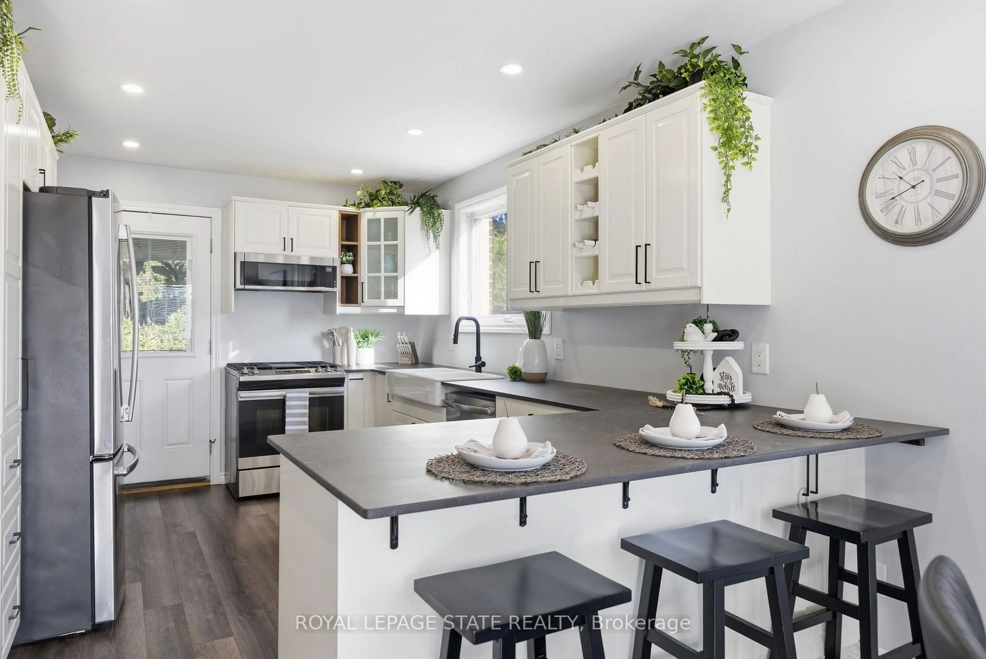 Open concept kitchen, unknown for 171 Glencairn Ave, Hamilton Ontario L8K 3N8