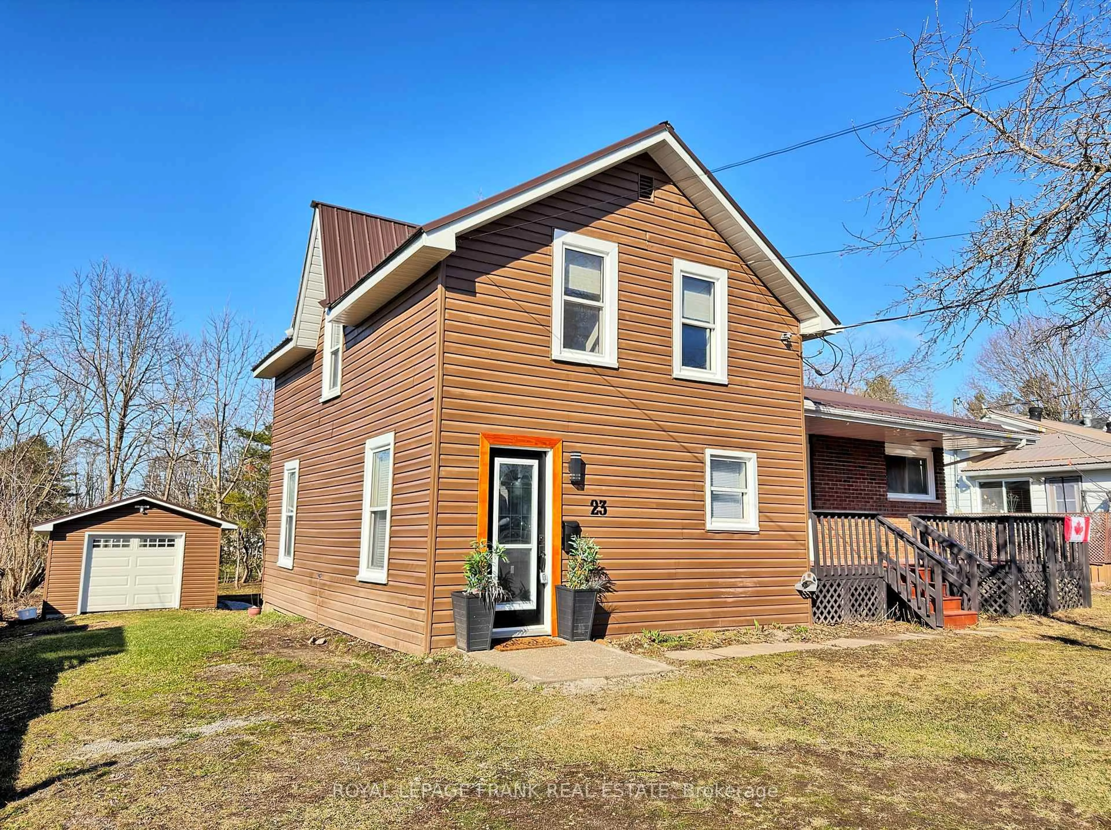 Unknown for 23 N Hastings Ave, Limoges Ontario K0K 2M0