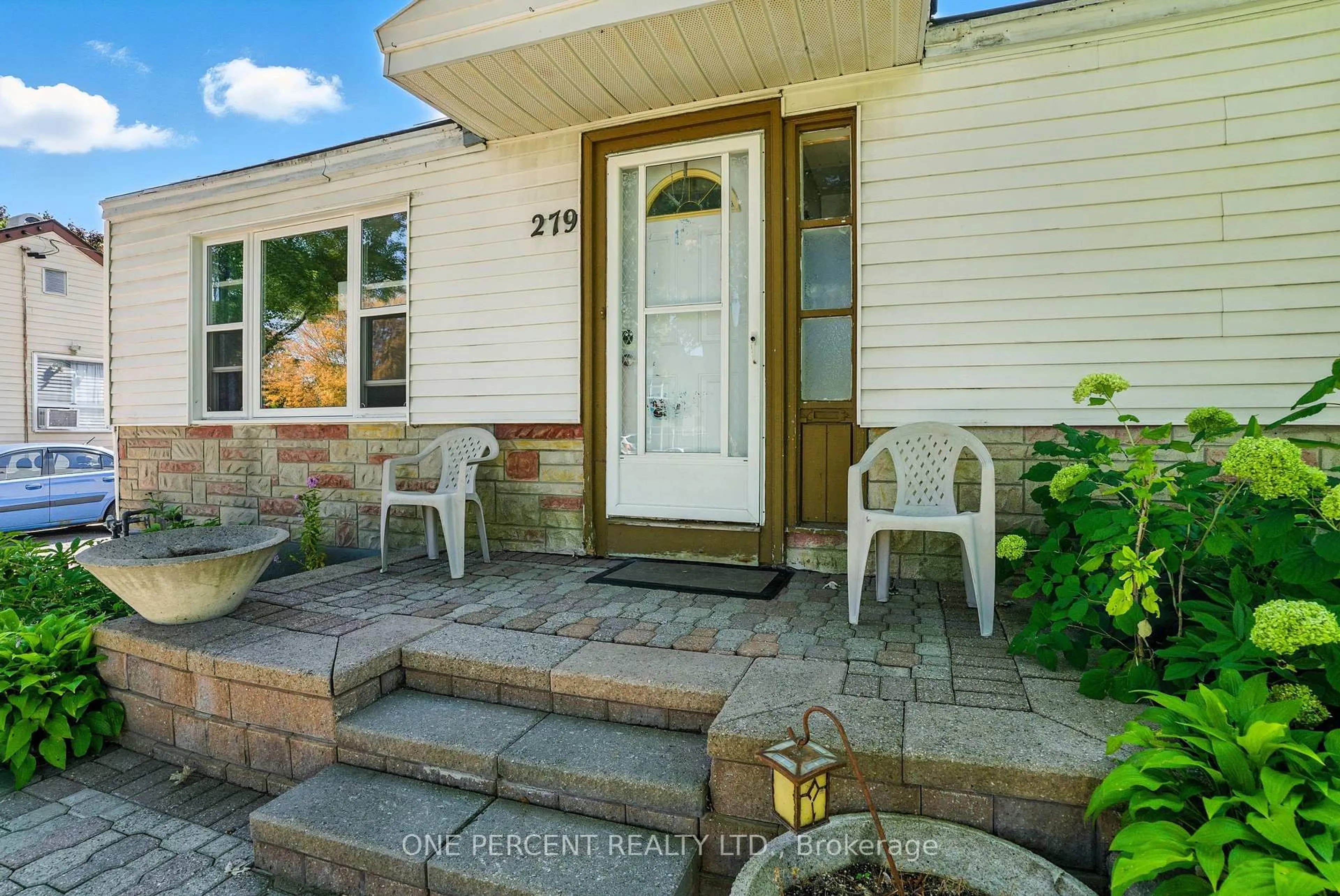 Unknown for 279 Anna Ave, Ottawa Ontario K1Z 7V5