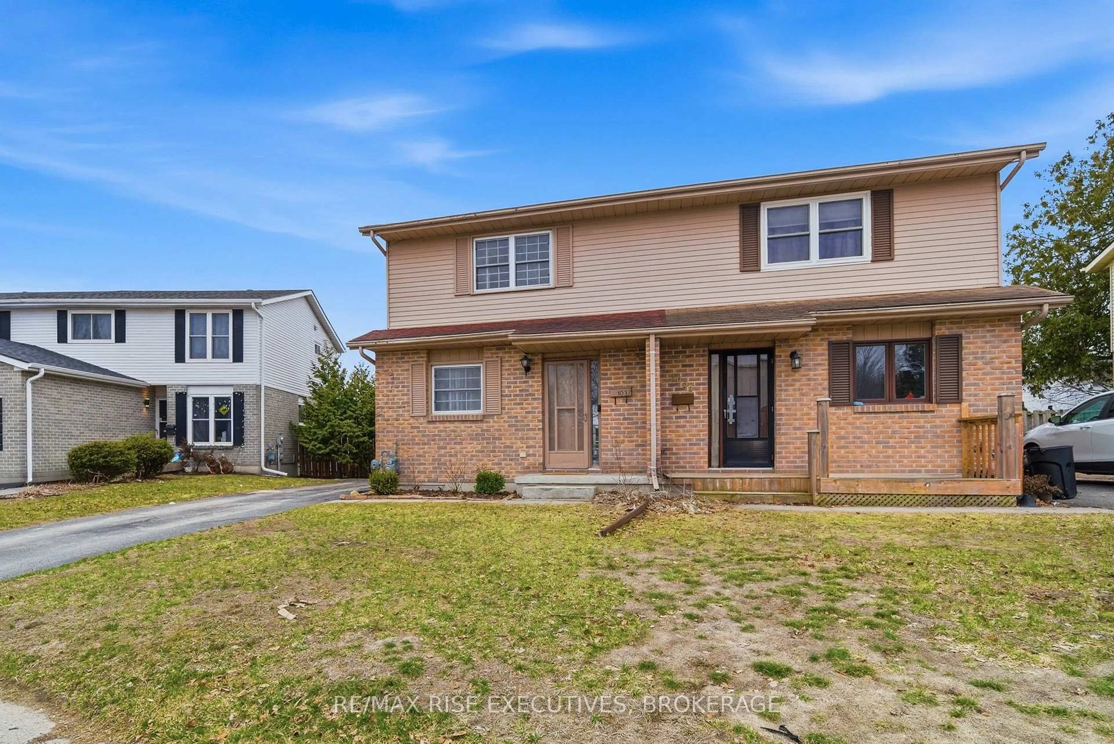 Unknown for 1037 Hickorywood Cres, Kingston Ontario K7P 2E5