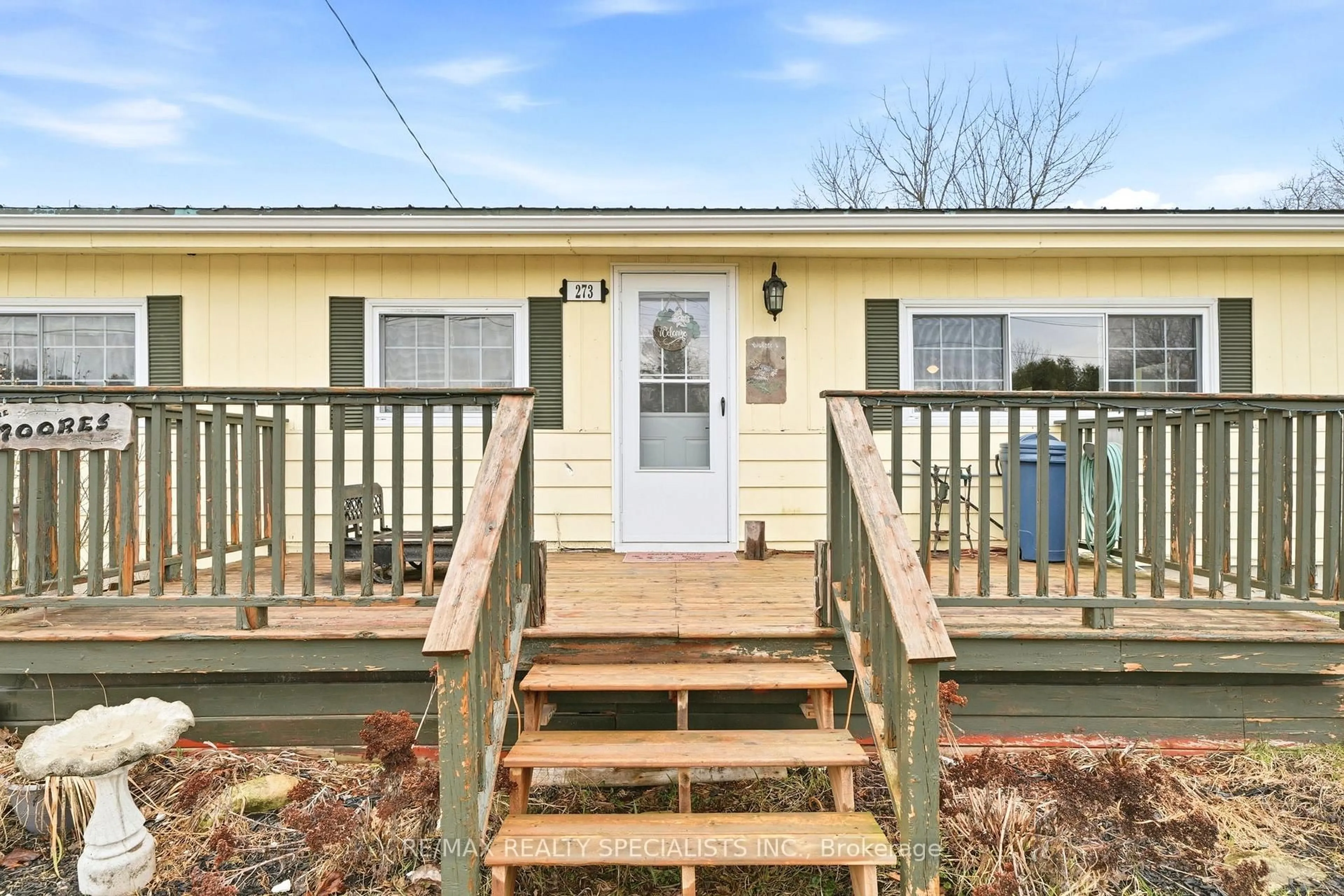 Home with vinyl exterior material, street for 273 Elgin St, West Grey Ontario N0G 1R0