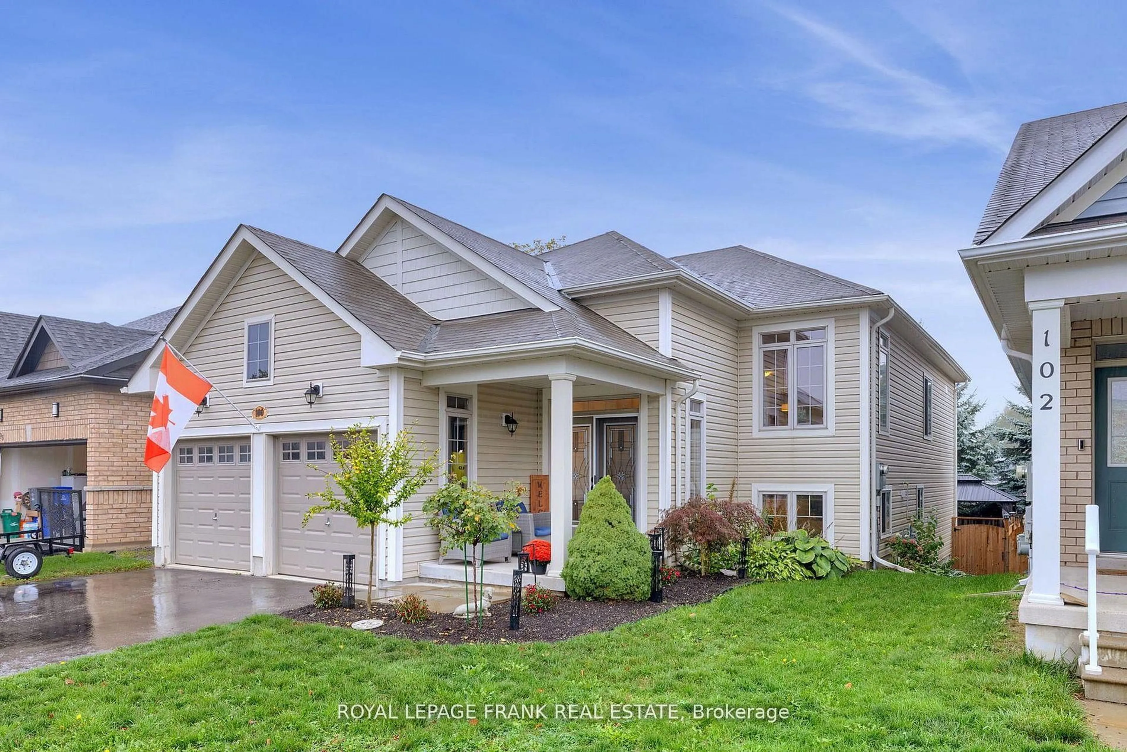 Home with vinyl exterior material, street for 100 White Dr, Port Hope Ontario L1A 0B6