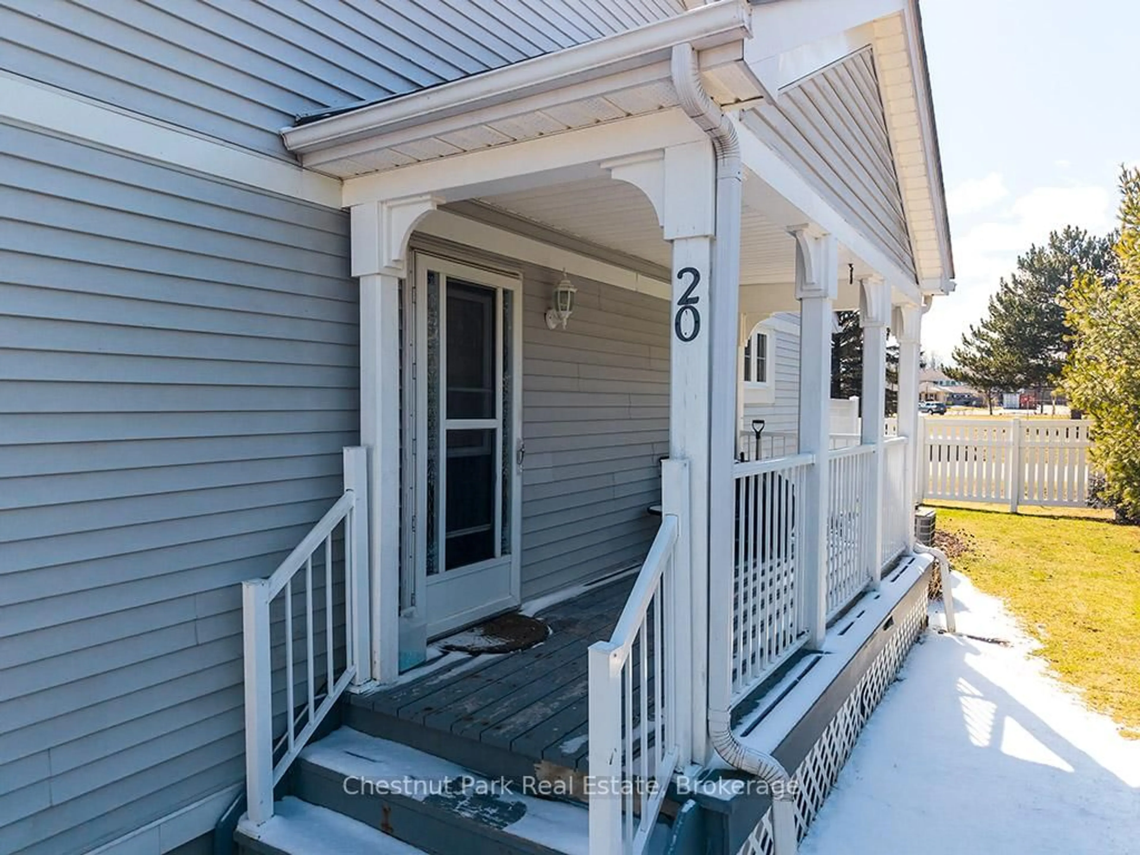 Home with vinyl exterior material, street for 83 Victoria St #20, Meaford Ontario N4L 1R4