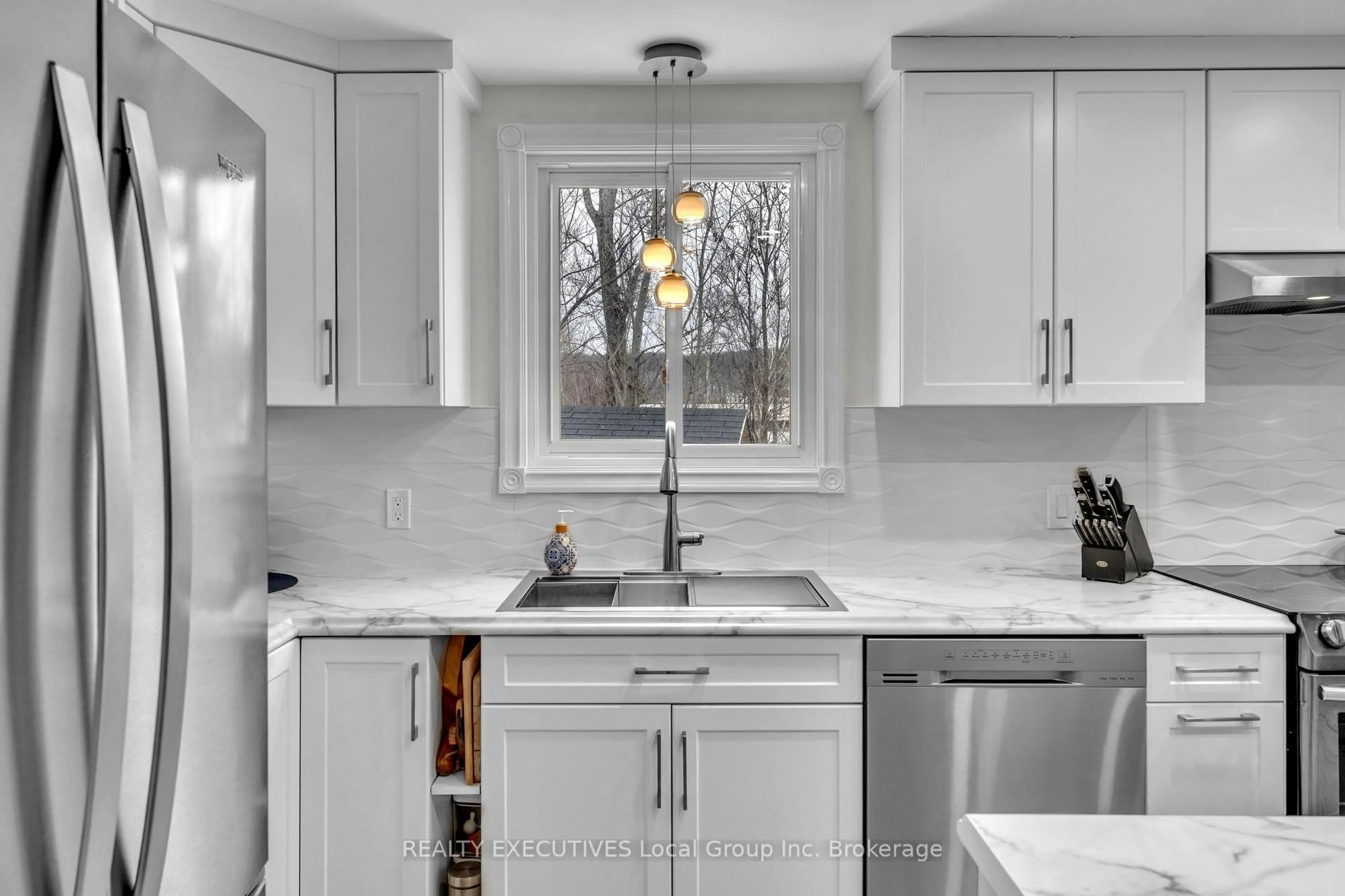 Contemporary kitchen, ceramic/tile floor for 670 Tackaberry Dr, North Bay Ontario P1B 9L1