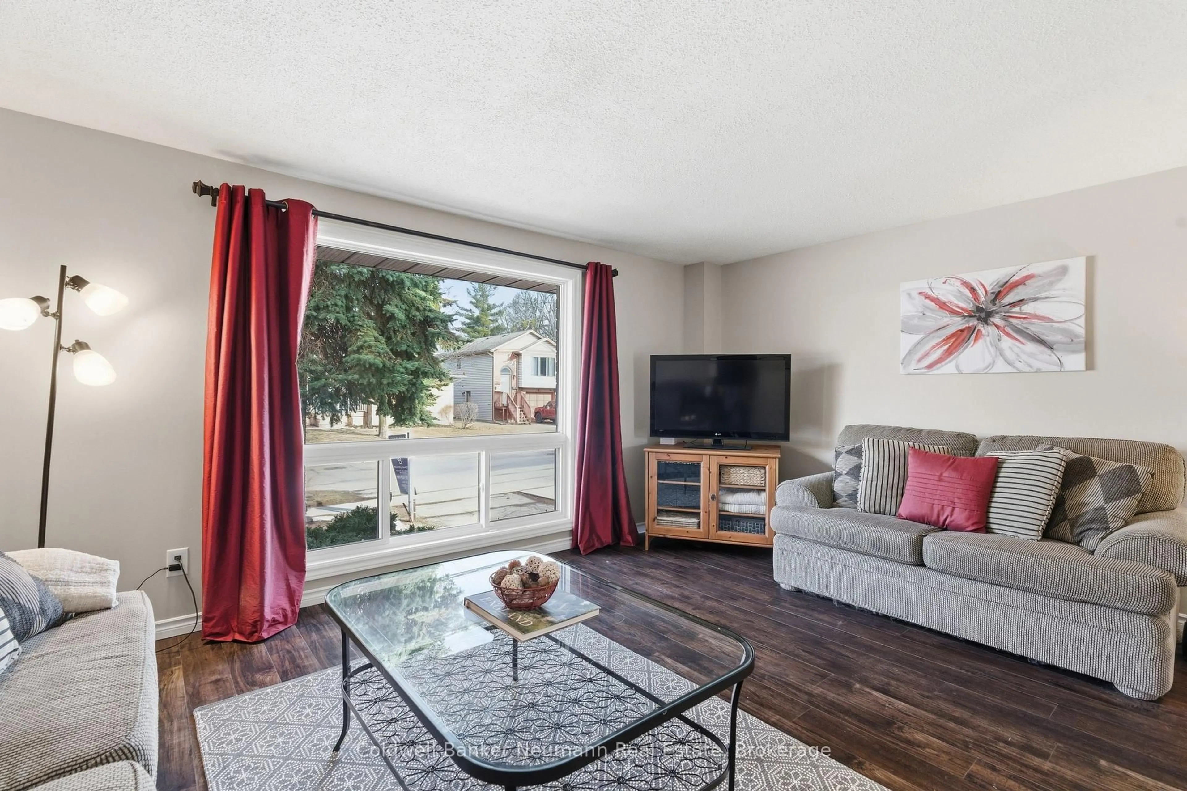 Living room with furniture, unknown for 99 Emma St, Guelph Ontario N1E 1V1