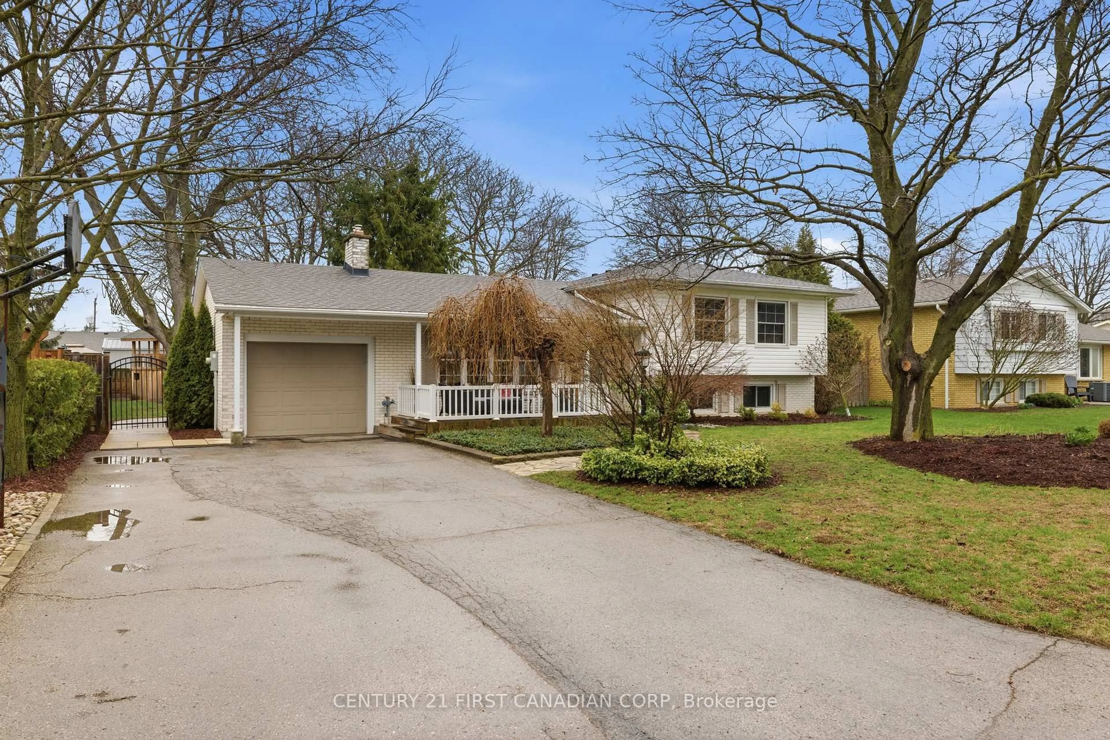 A pic from outside/outdoor area/front of a property/back of a property/a pic from drone, street for 16 Gustin Ave, London South Ontario N6P 1C2