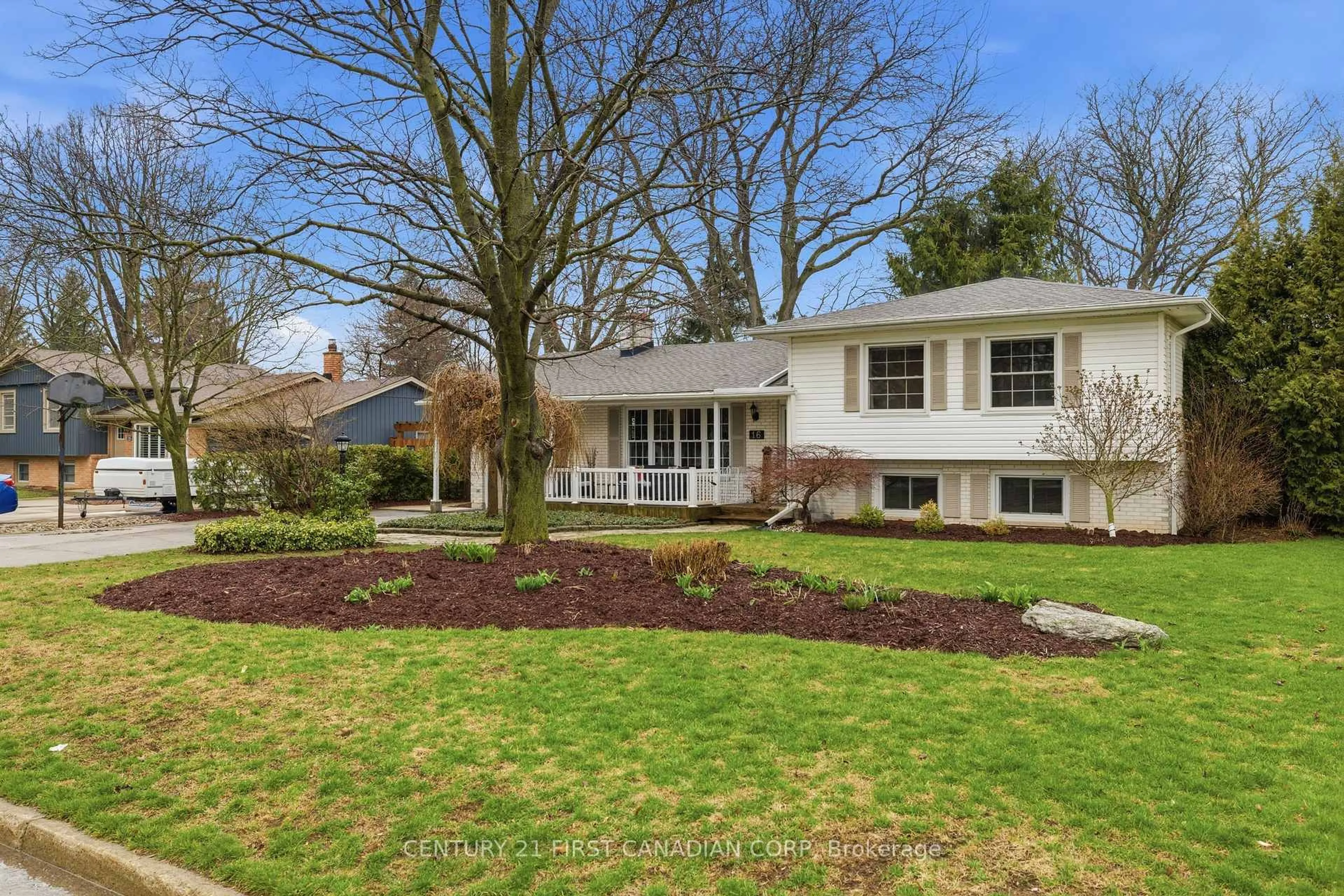 Unknown for 16 Gustin Ave, London South Ontario N6P 1C2