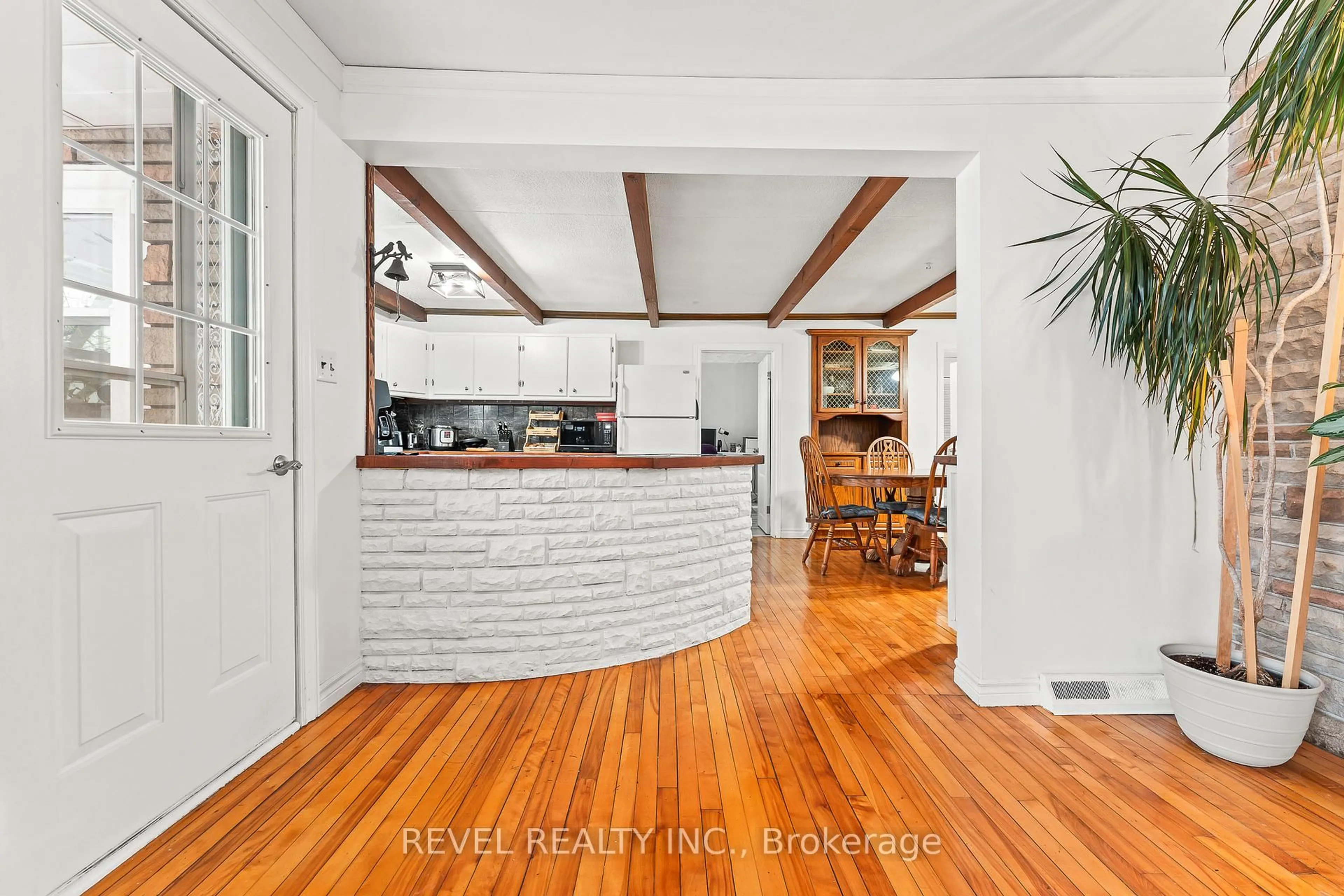 Unknown for 1407 Kottmeier Rd, Thorold Ontario L3B 5N5