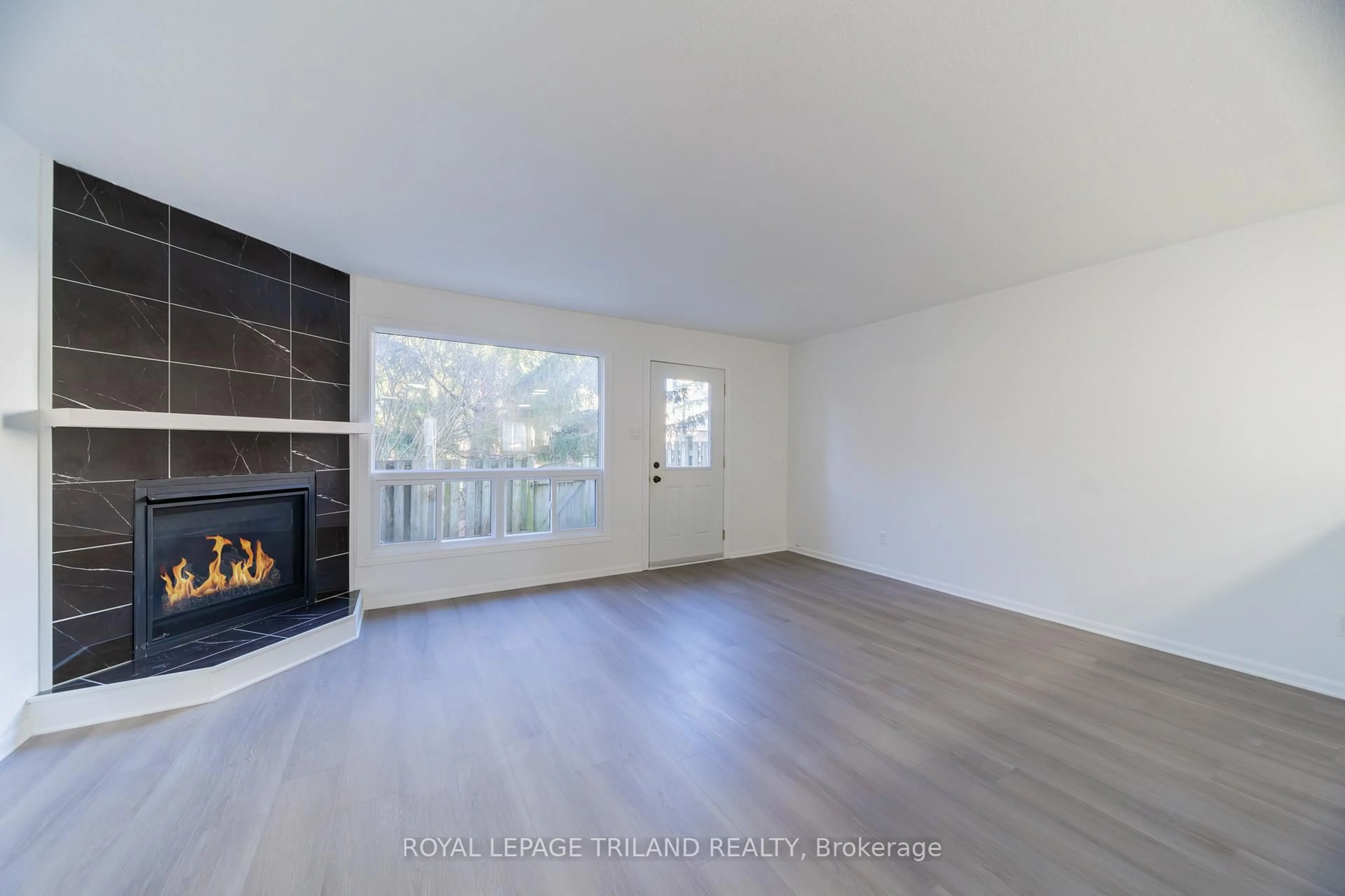 A pic of a room for 1600 Culver Dr #74, London East Ontario N5V 3H5