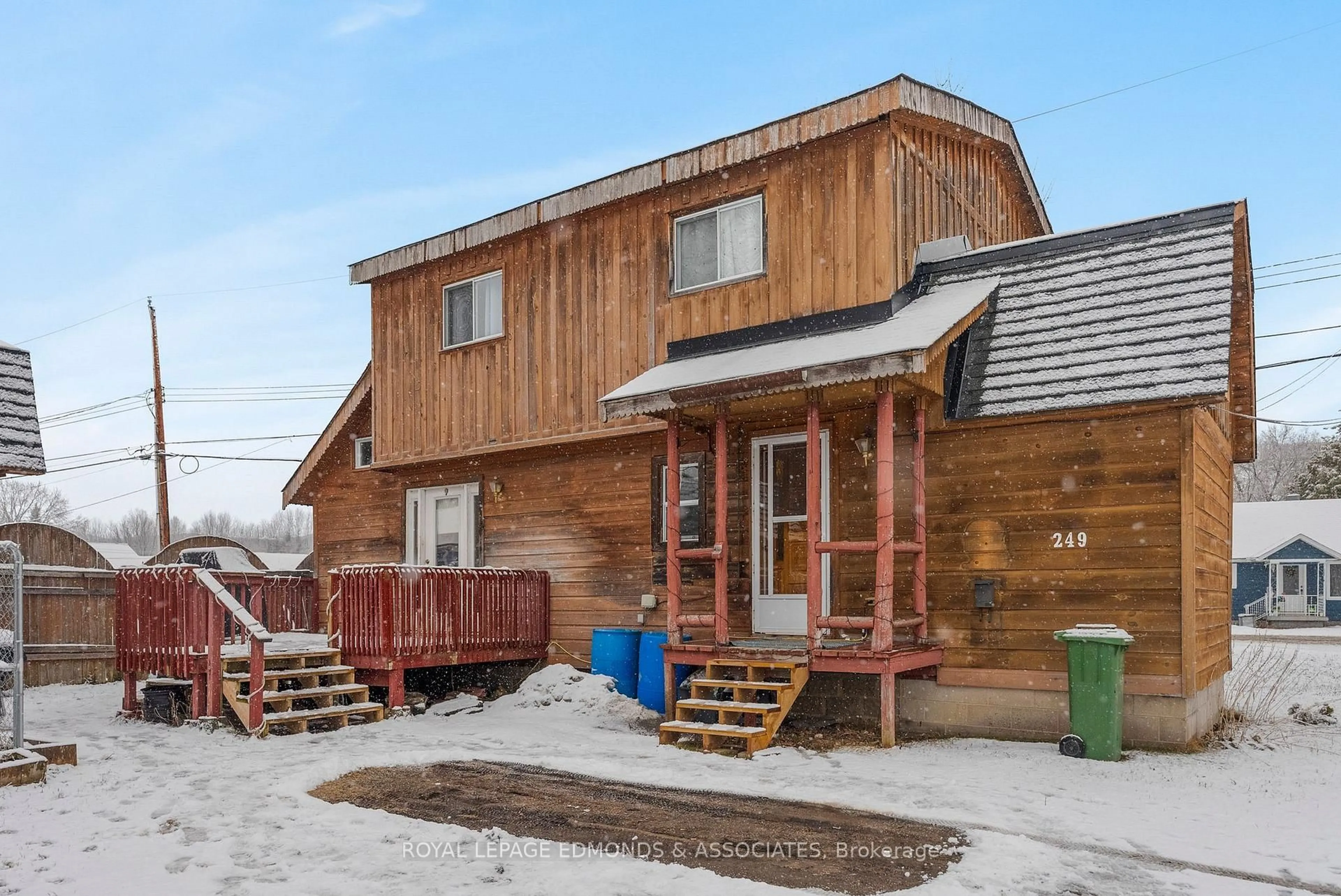 Unknown for 249 Wilfred St, Pembroke Ontario K8A 5K8