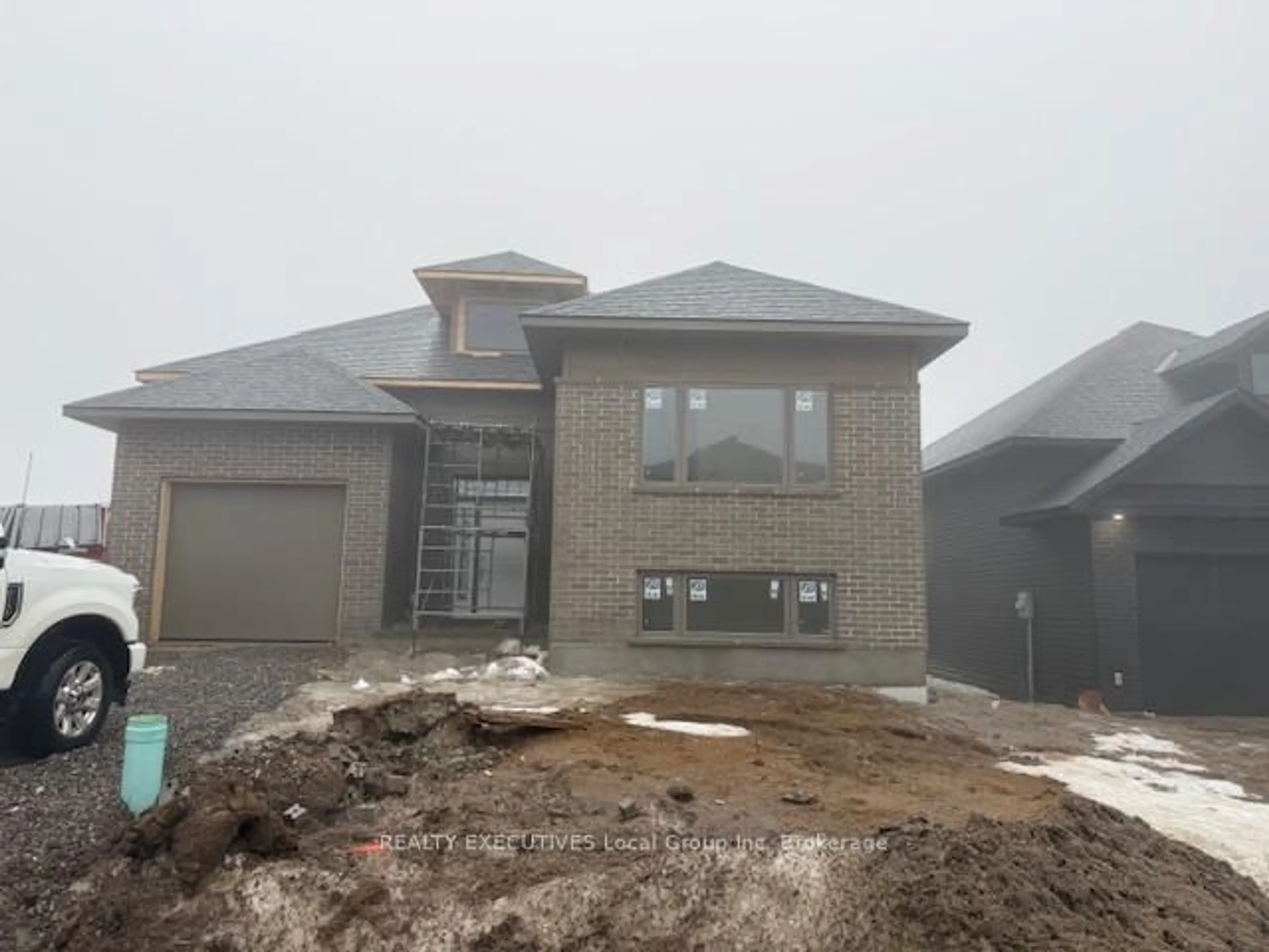 Home with brick exterior material, building for 109 TOWER Dr, North Bay Ontario P1C 0A4