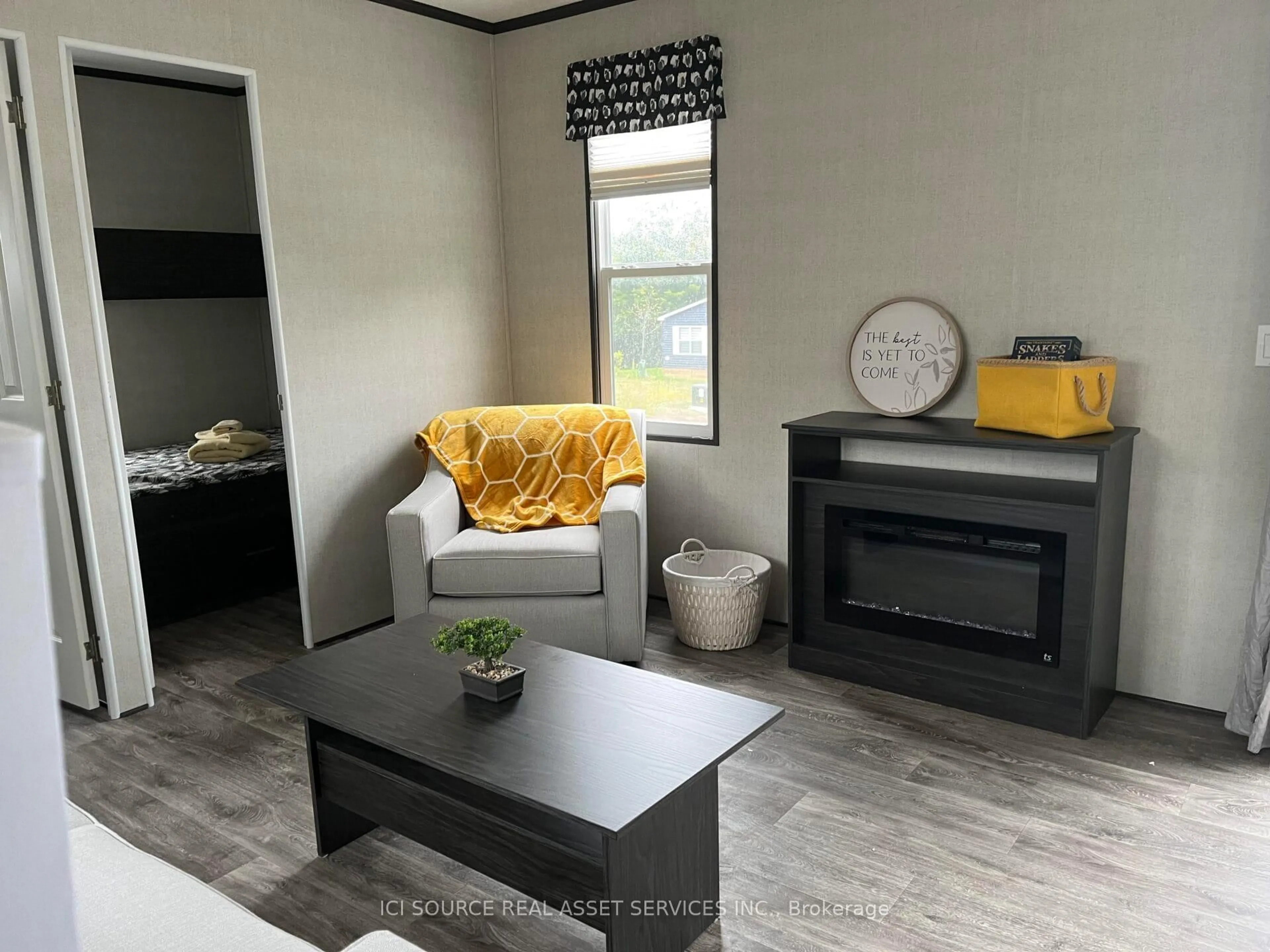 Living room with furniture, unknown for 1047 Bonnie Lake Camp Rd #LKR026, Bracebridge Ontario P1L 1W9