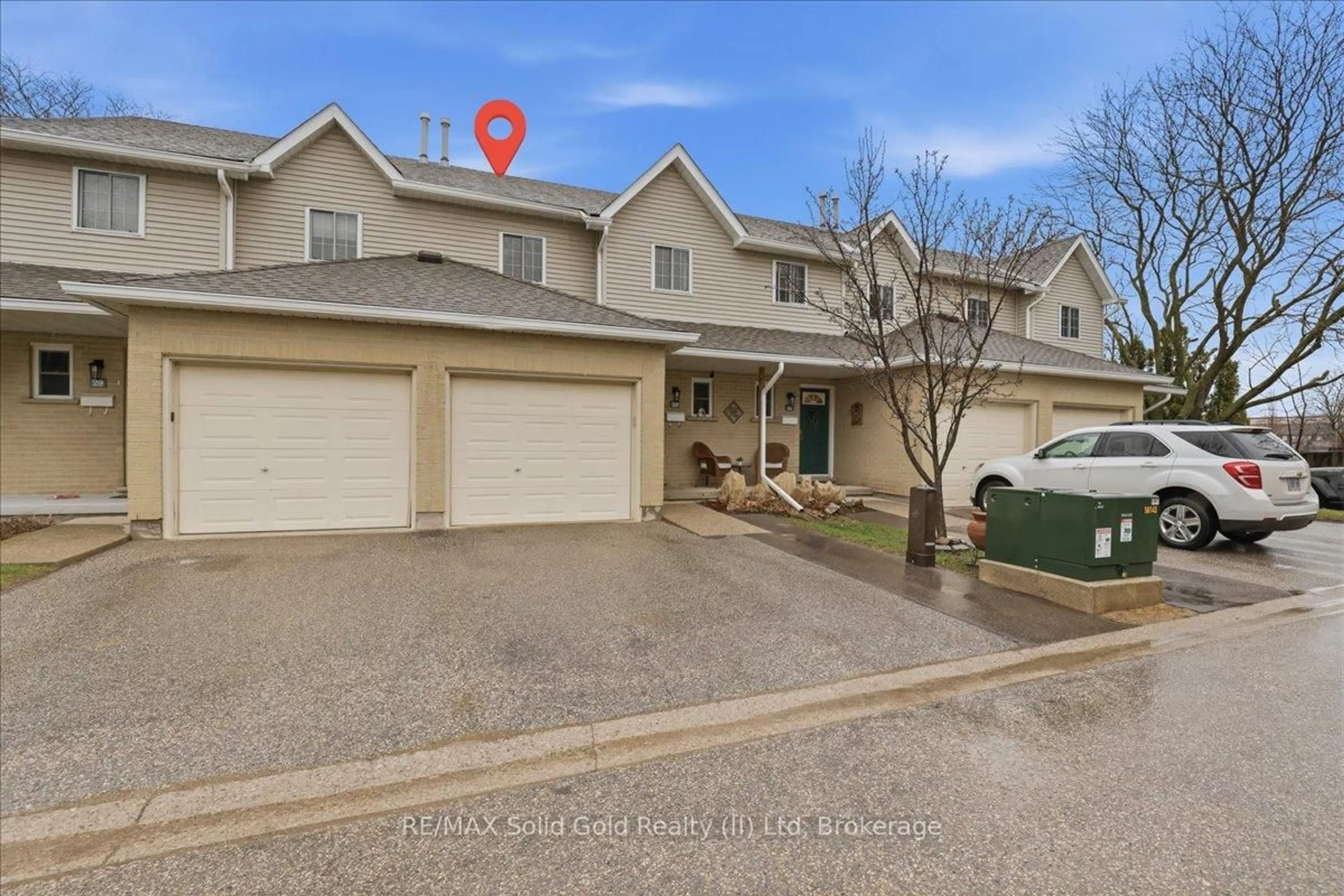 A pic from outside/outdoor area/front of a property/back of a property/a pic from drone, street for 10 Holborn Crt #30, Kitchener Ontario N2A 3Y9