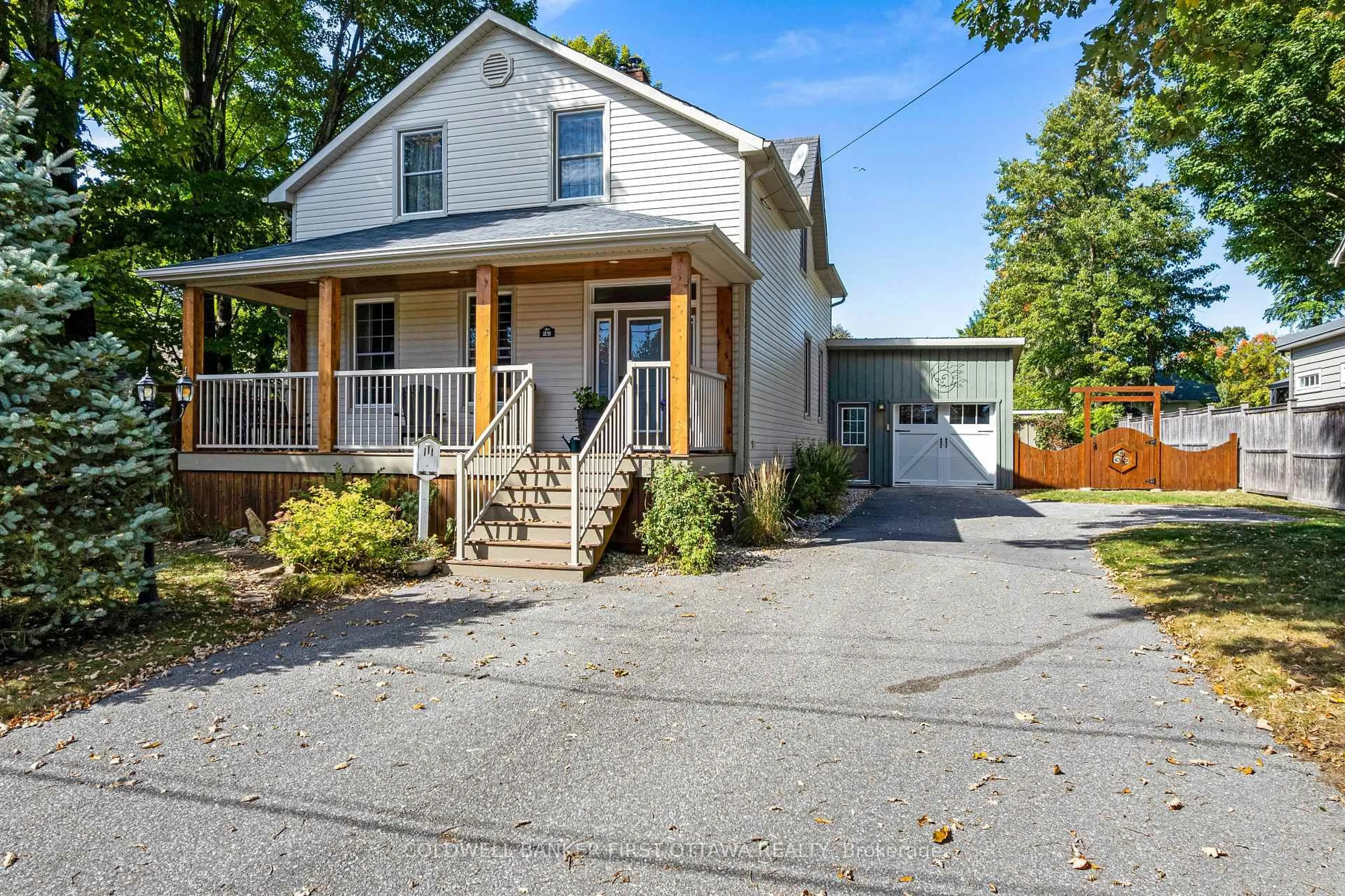 Unknown for 29 Leslie St, Perth Ontario K7H 2X5