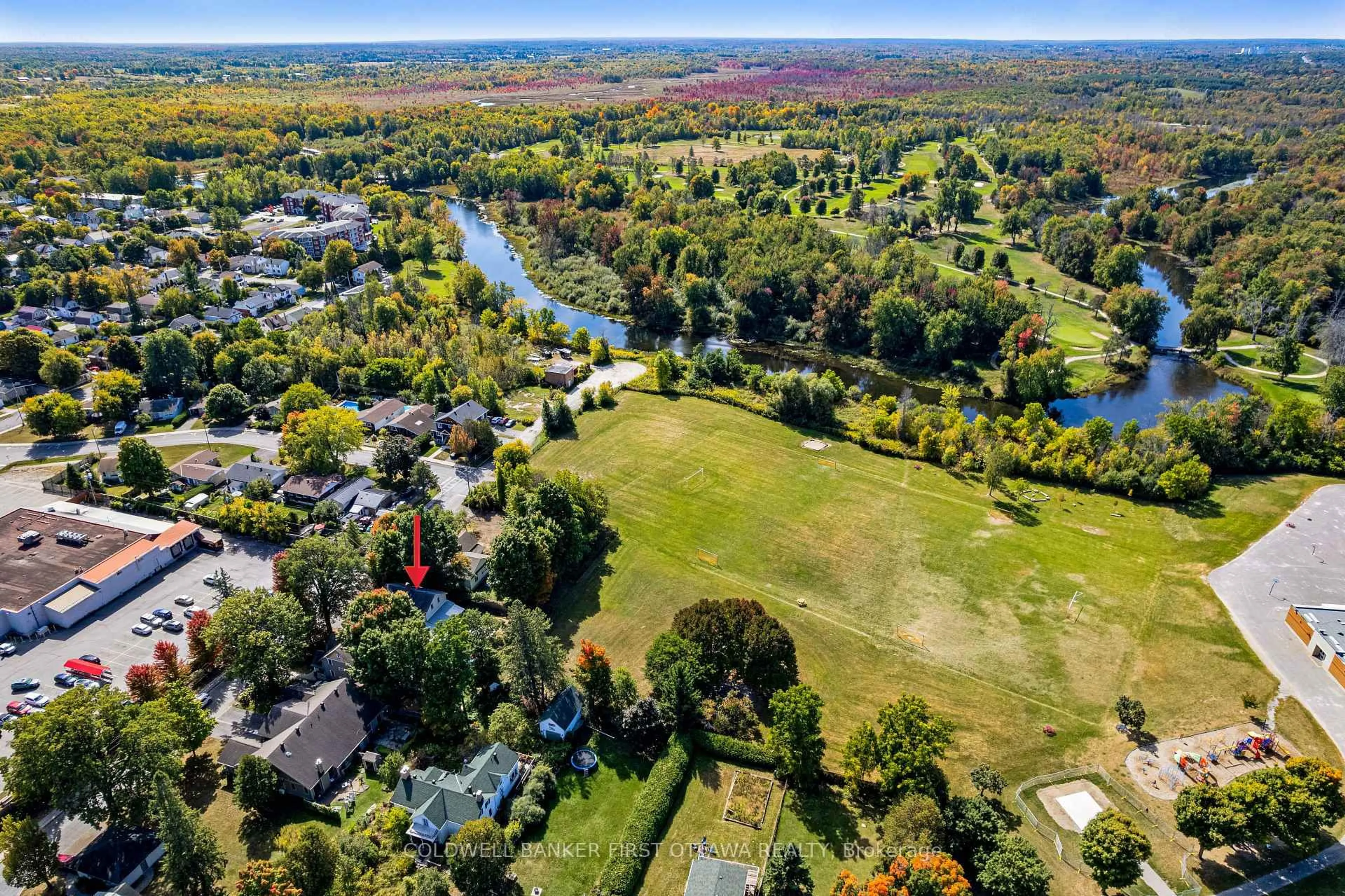 A pic from outside/outdoor area/front of a property/back of a property/a pic from drone, water/lake/river/ocean view for 29 Leslie St, Perth Ontario K7H 2X5
