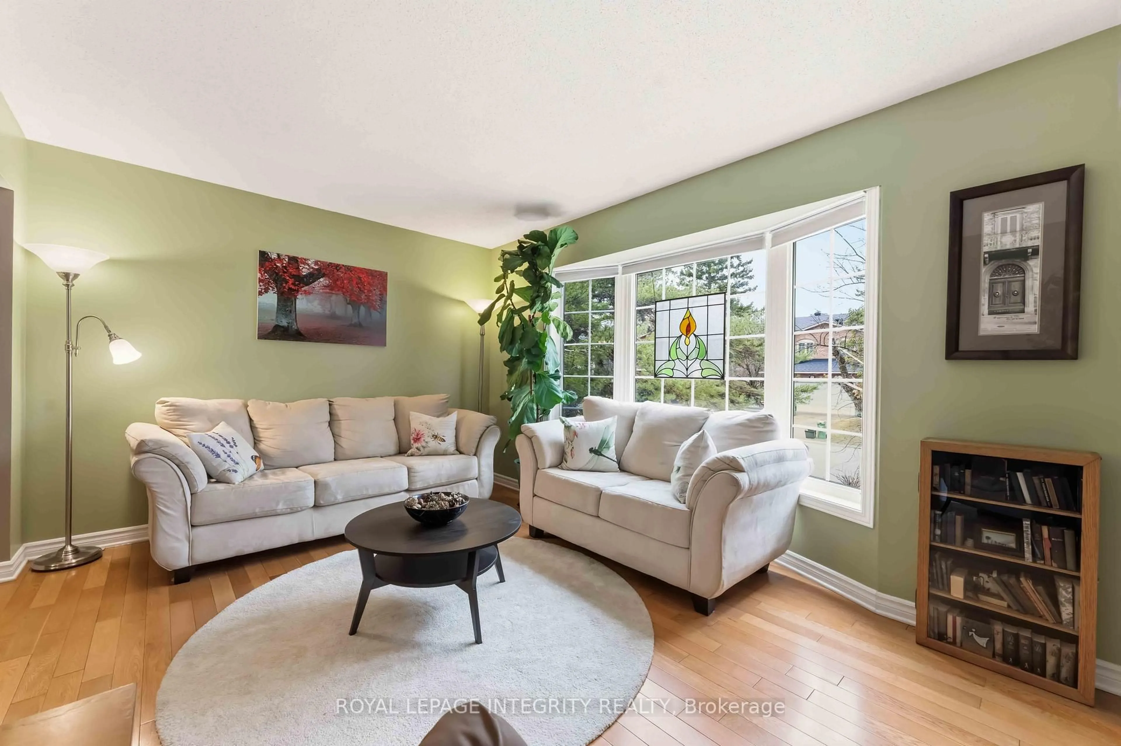 Living room with furniture, unknown for 30 Longden Pl, Ottawa Ontario K2M 1V2