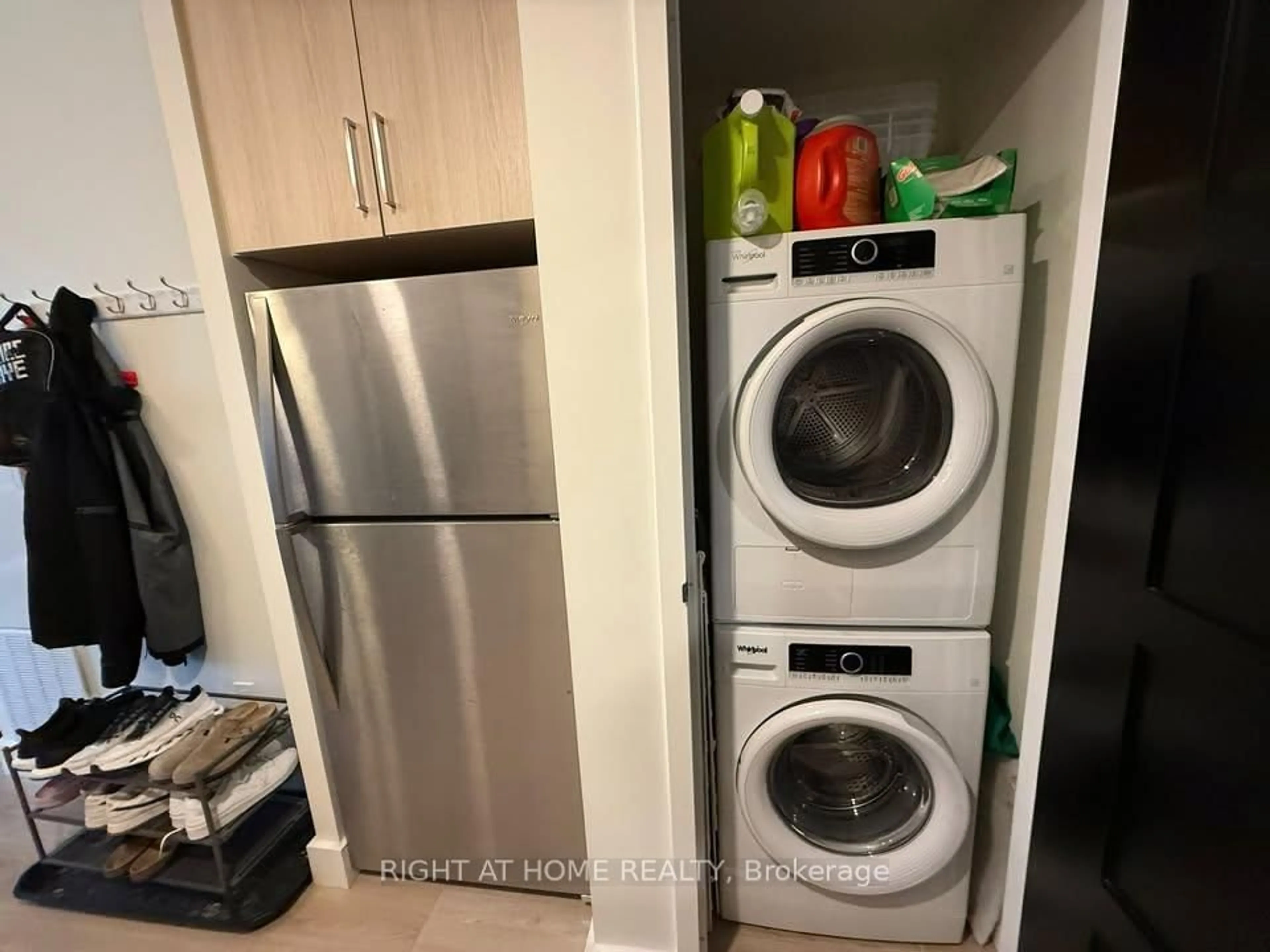 Laundry room for 145 Columbia St #925, Waterloo Ontario N2L 0K7