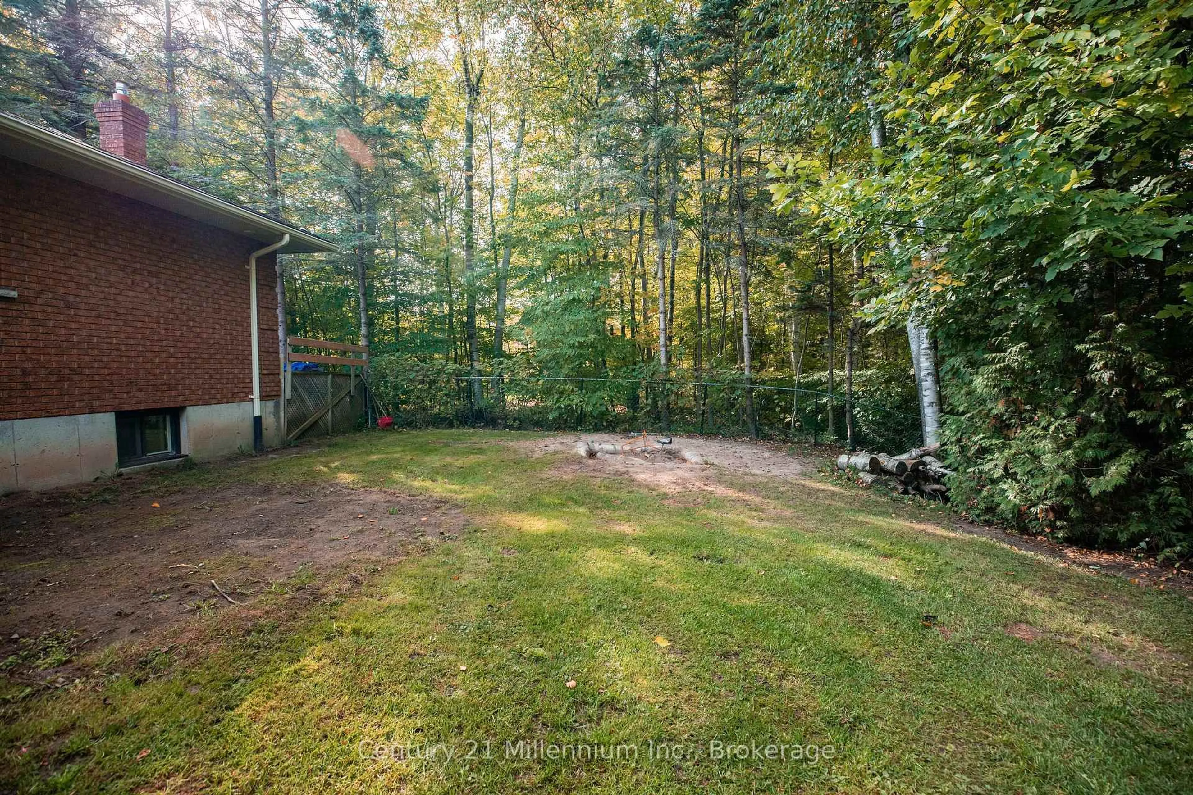 Patio, forest/trees view for 34 Southampton Pkwy, South Bruce Peninsula Ontario N0H 2G0