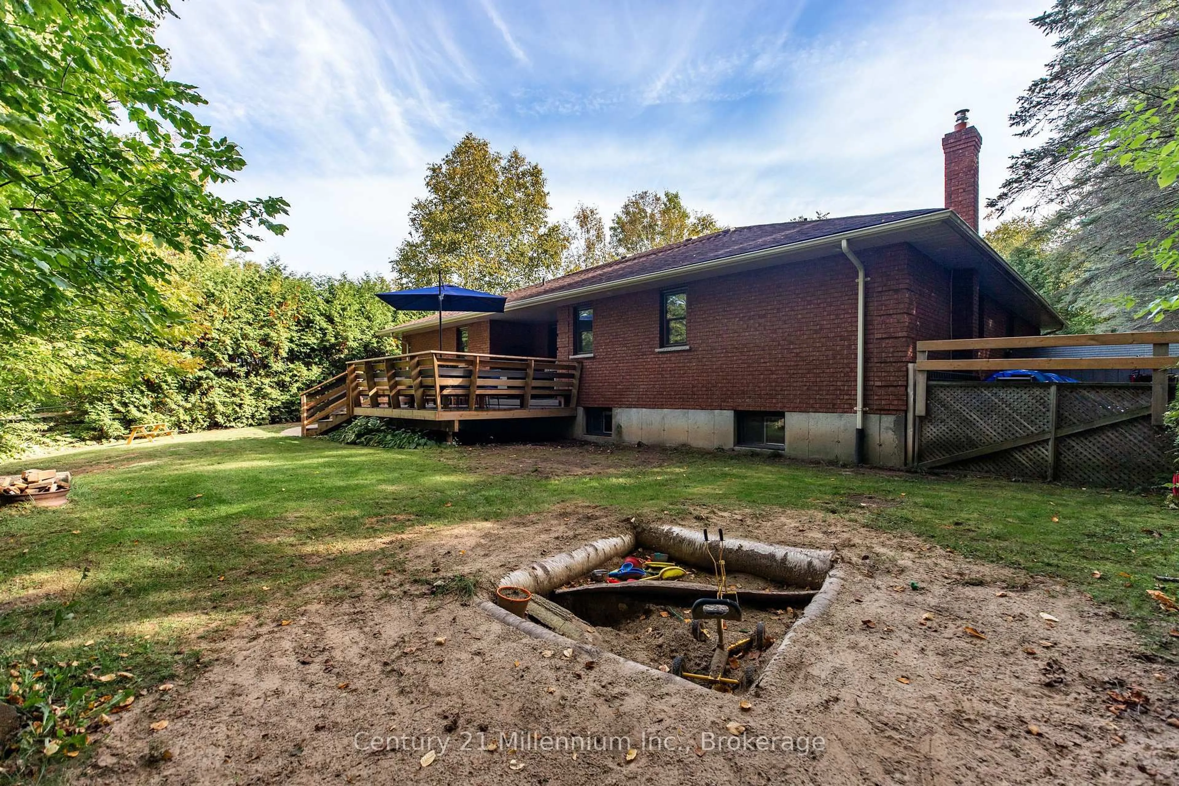 Patio, unknown for 34 Southampton Pkwy, South Bruce Peninsula Ontario N0H 2G0