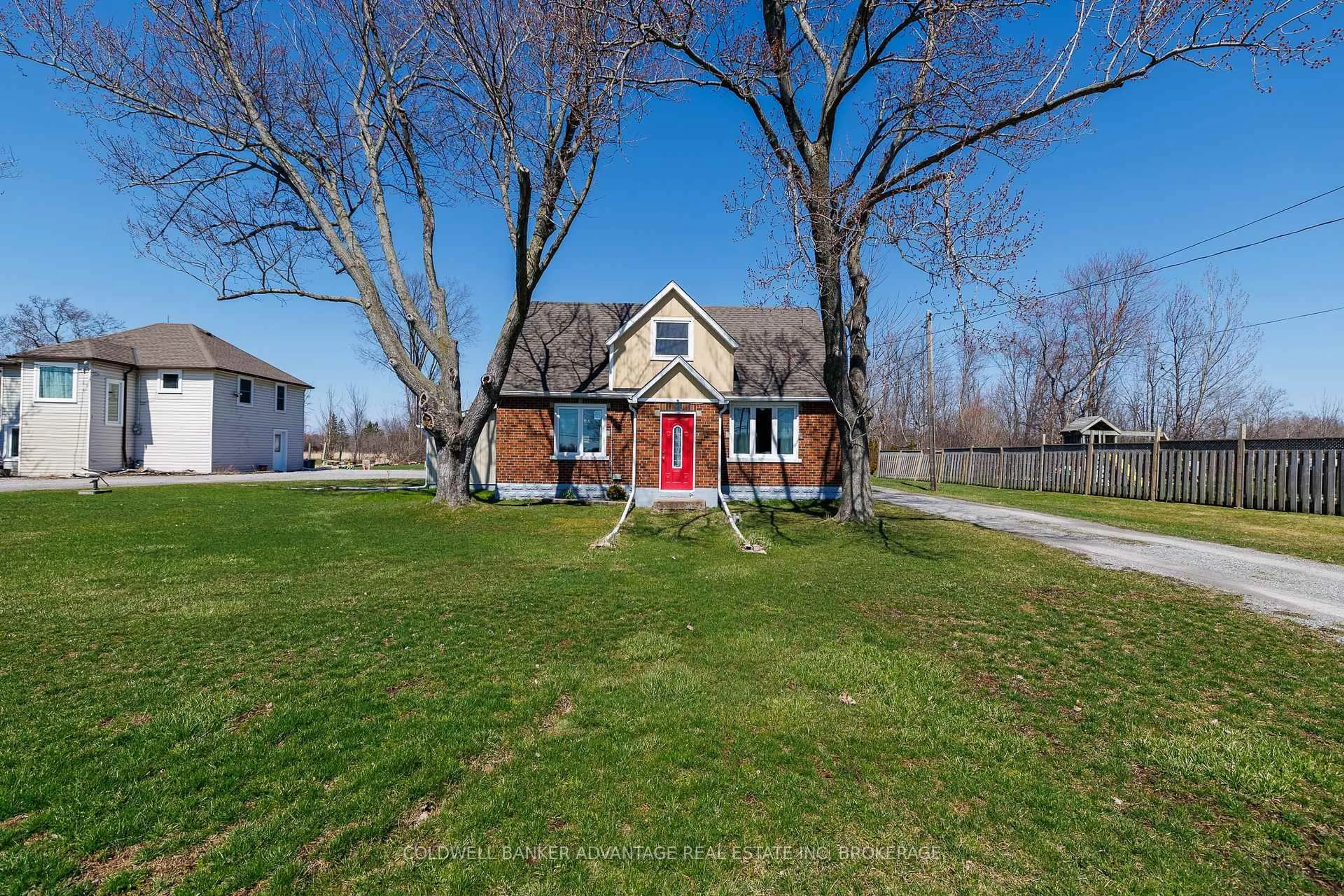 A pic from outside/outdoor area/front of a property/back of a property/a pic from drone, street for 2592 3 Highway, Port Colborne Ontario L3K 5V4