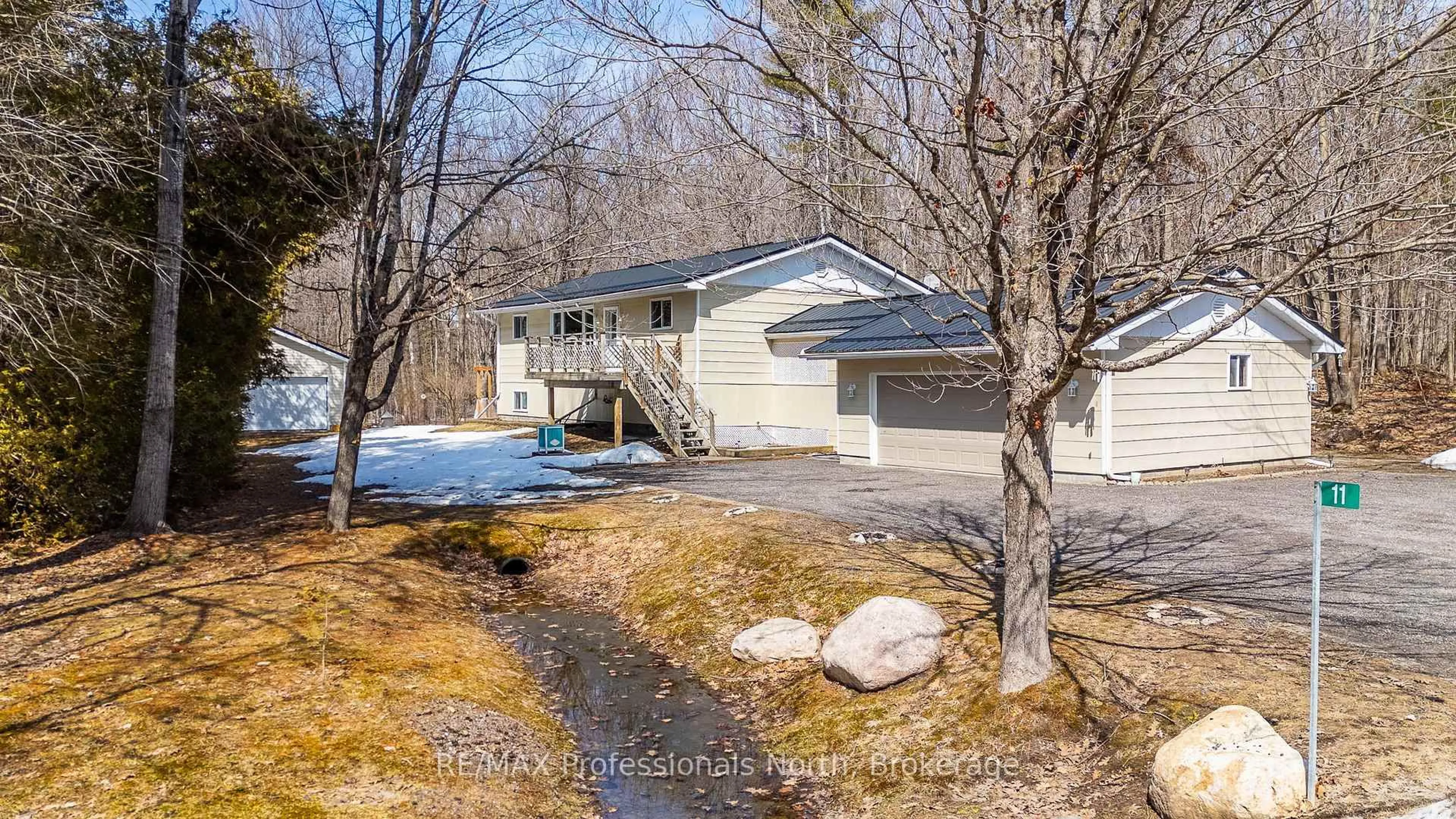 A pic from outside/outdoor area/front of a property/back of a property/a pic from drone, street for 11 Shadow Lake #3 Rd, Kawartha Lakes Ontario K0M 2L0