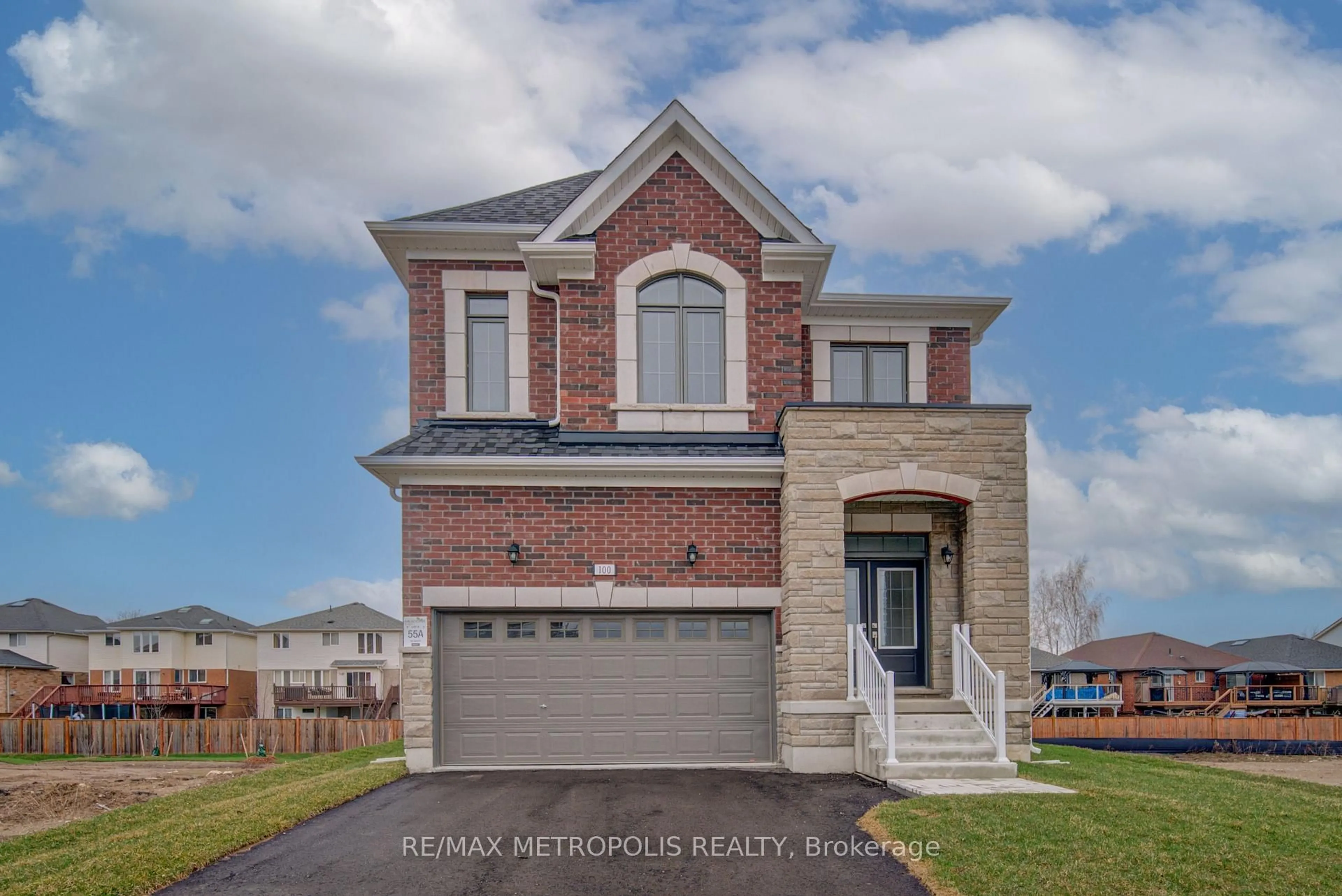 Home with brick exterior material, street for 100 Moss Dr, Cambridge Ontario N1T 0H1