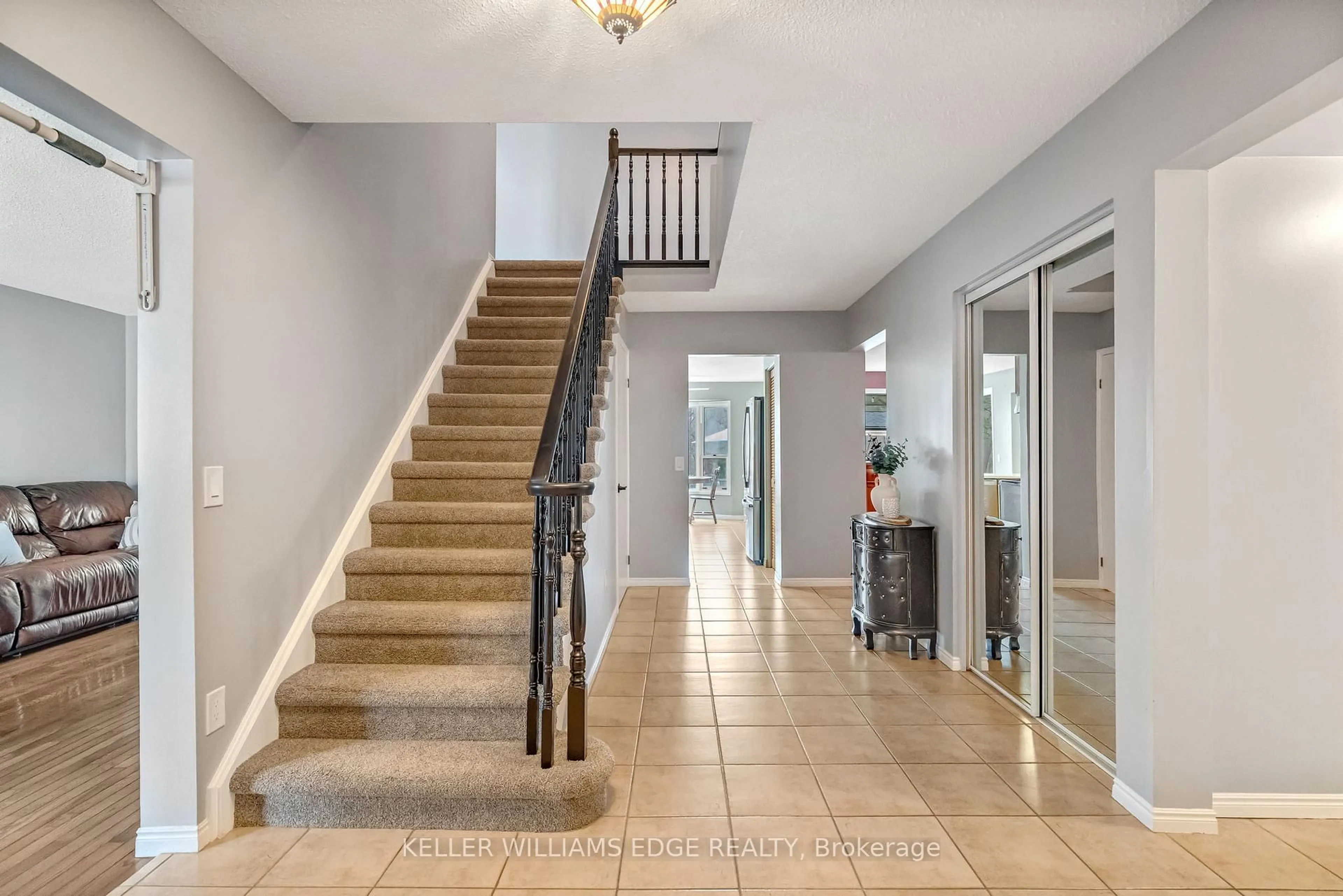 Unknown for 70 Strawberry Dr, Hamilton Ontario L8E 4R4