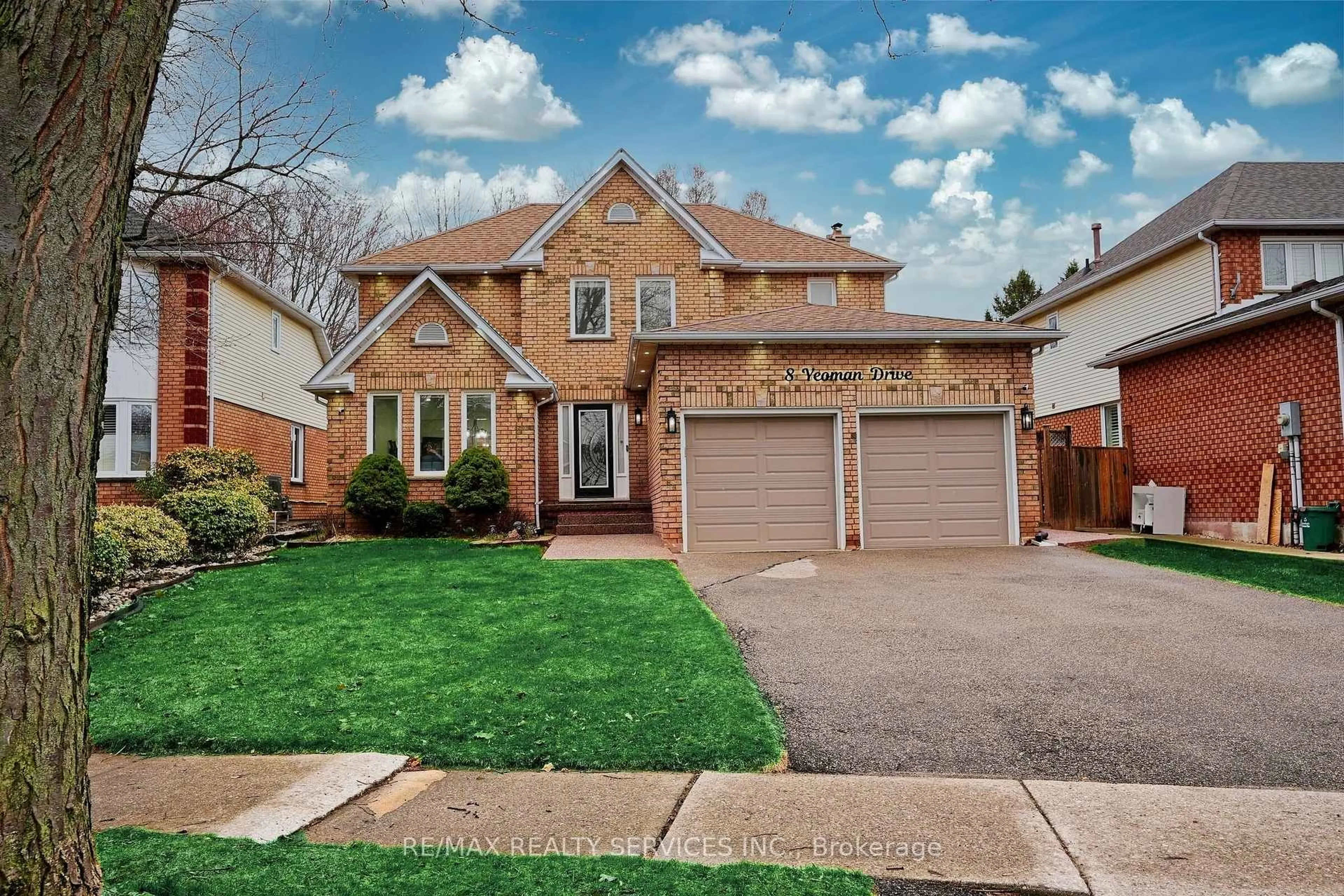 Home with brick exterior material, street for 8 Yeoman Dr, Brantford Ontario N3R 7S8