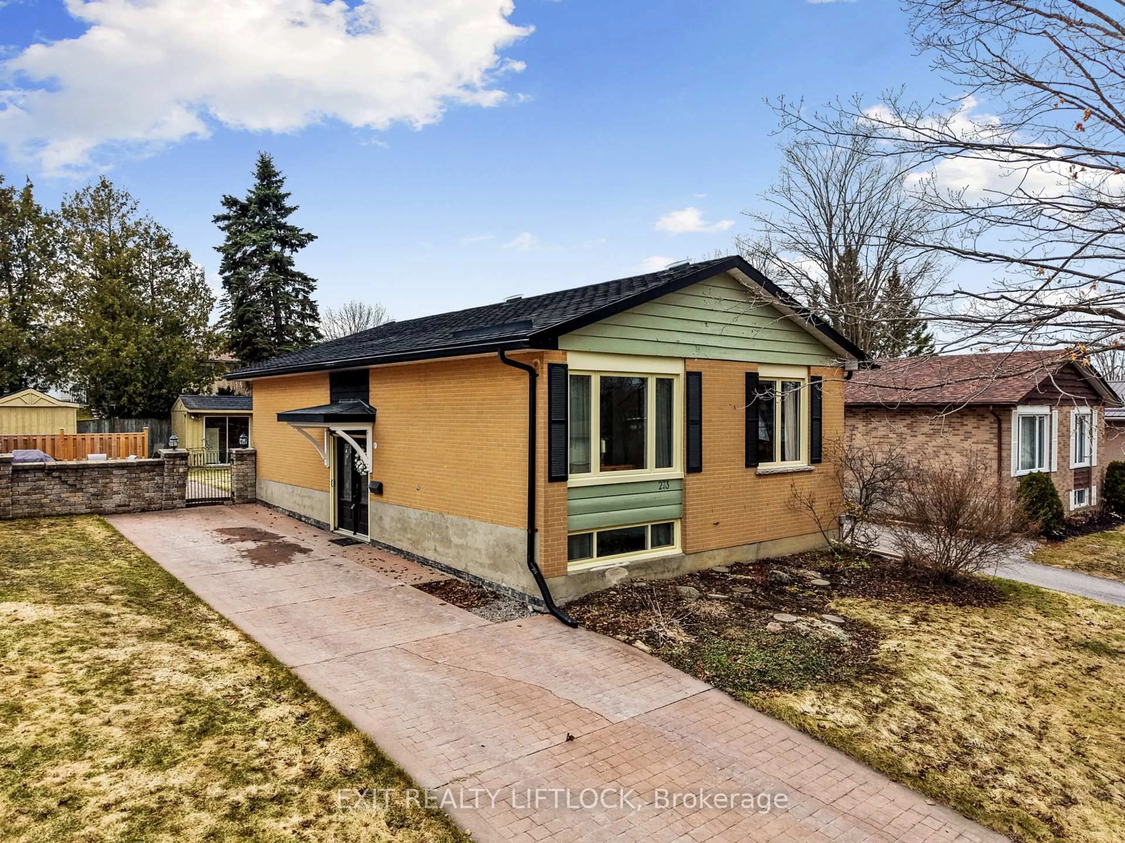 Home with brick exterior material, street for 273 Maxwell Ave, Peterborough Ontario K9J 1B4