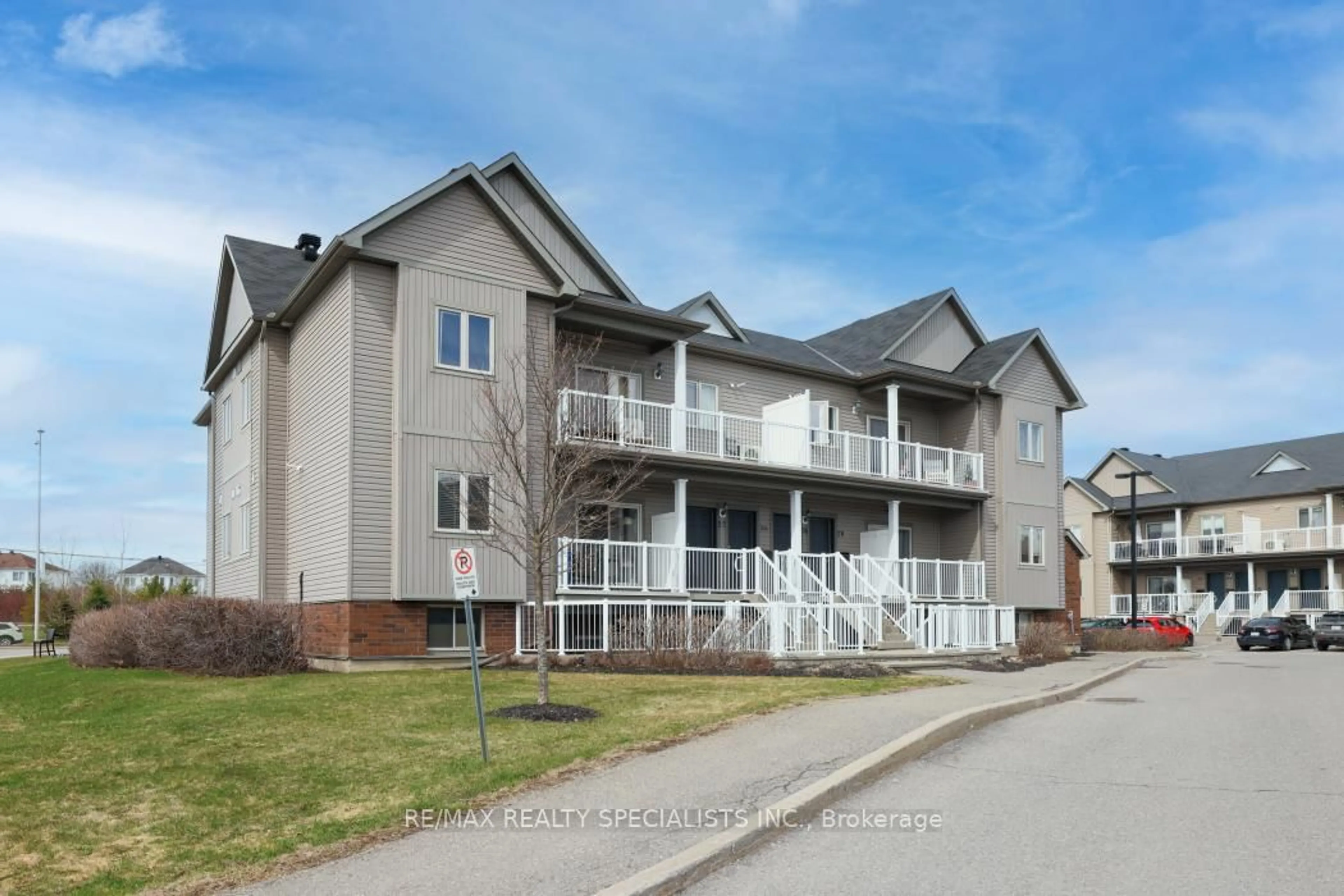 Unknown for 26 Sternes, Orleans Ontario K4A 0X8