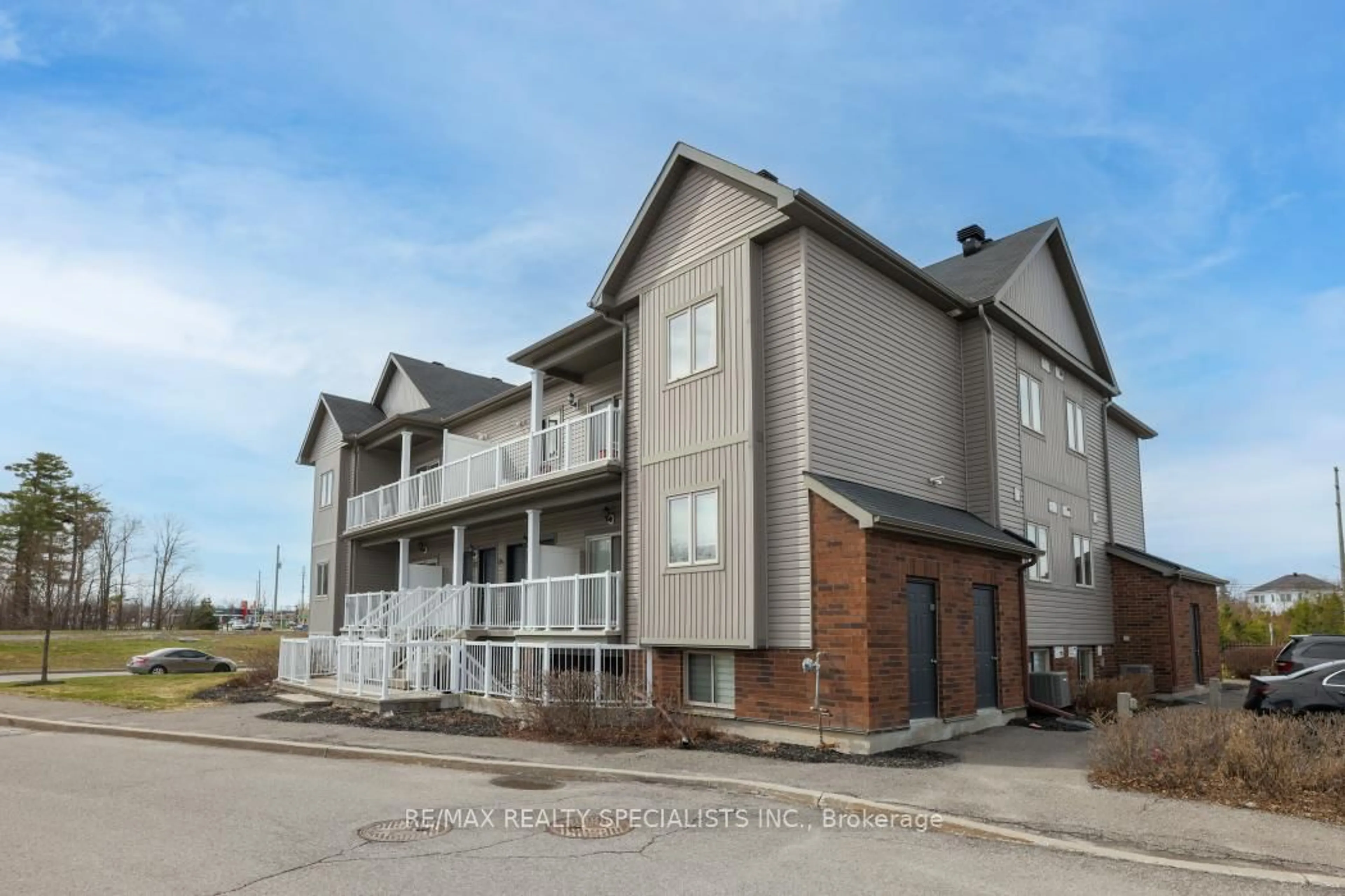 Unknown for 26 Sternes, Orleans Ontario K4A 0X8