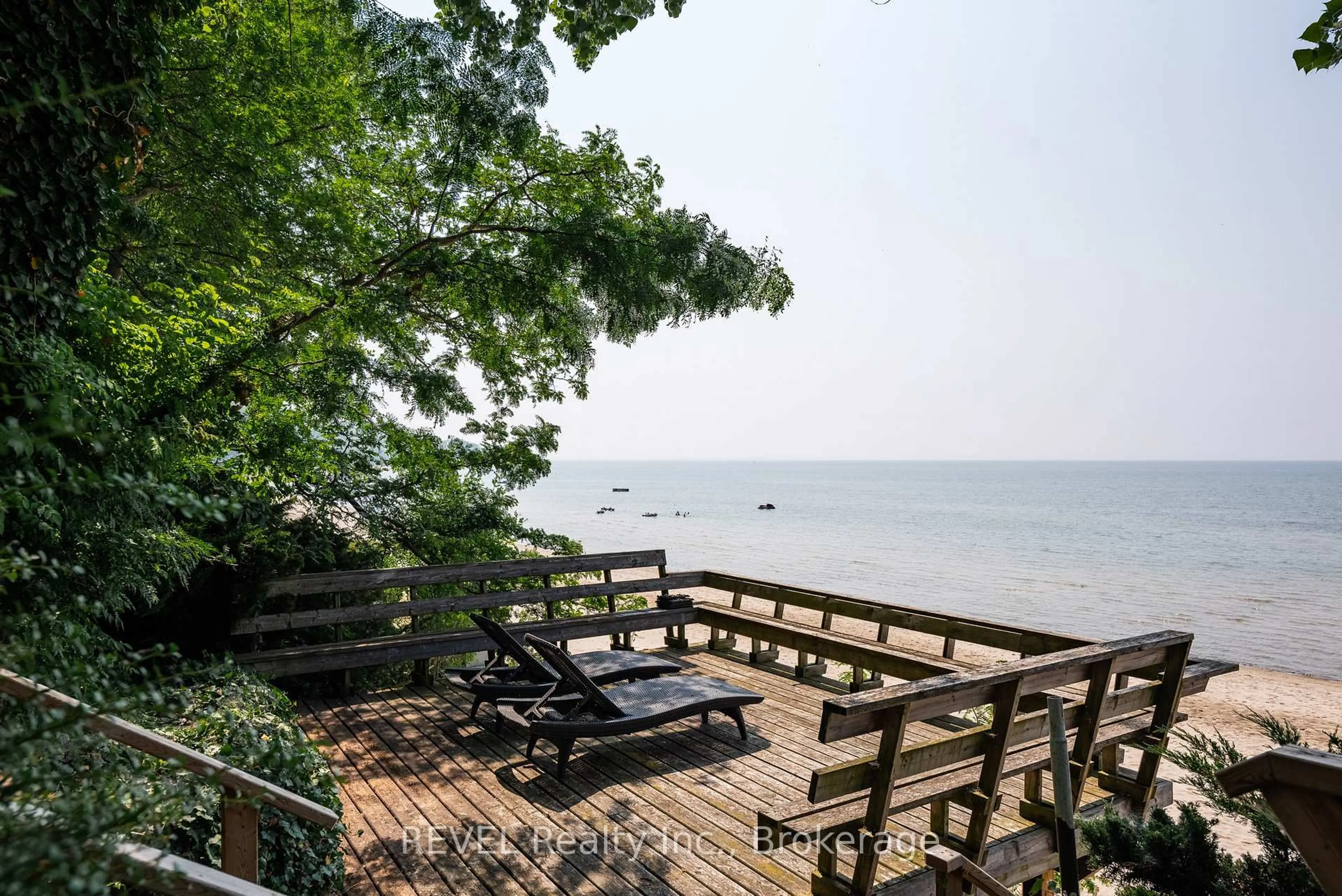Patio, water/lake/river/ocean view for 1321 Kam Rd, Fort Erie Ontario L2A 5W5