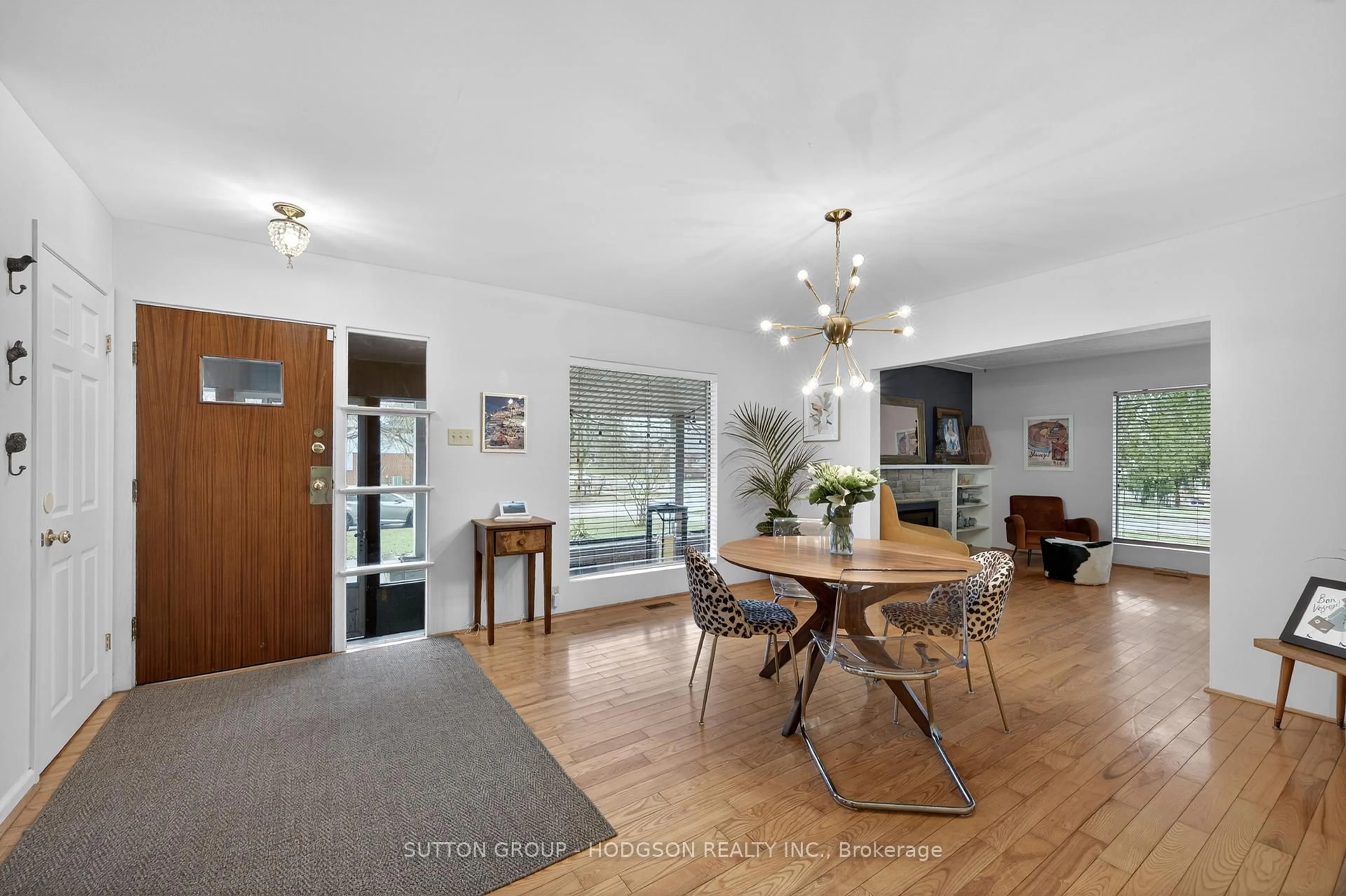 Dining room, wood/laminate floor for 396 Averill Gate, London South Ontario N6C 4E2