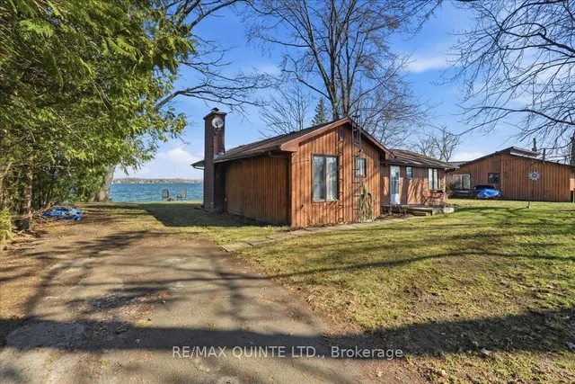 21D Willoughby Lane, Prince Edward County 3