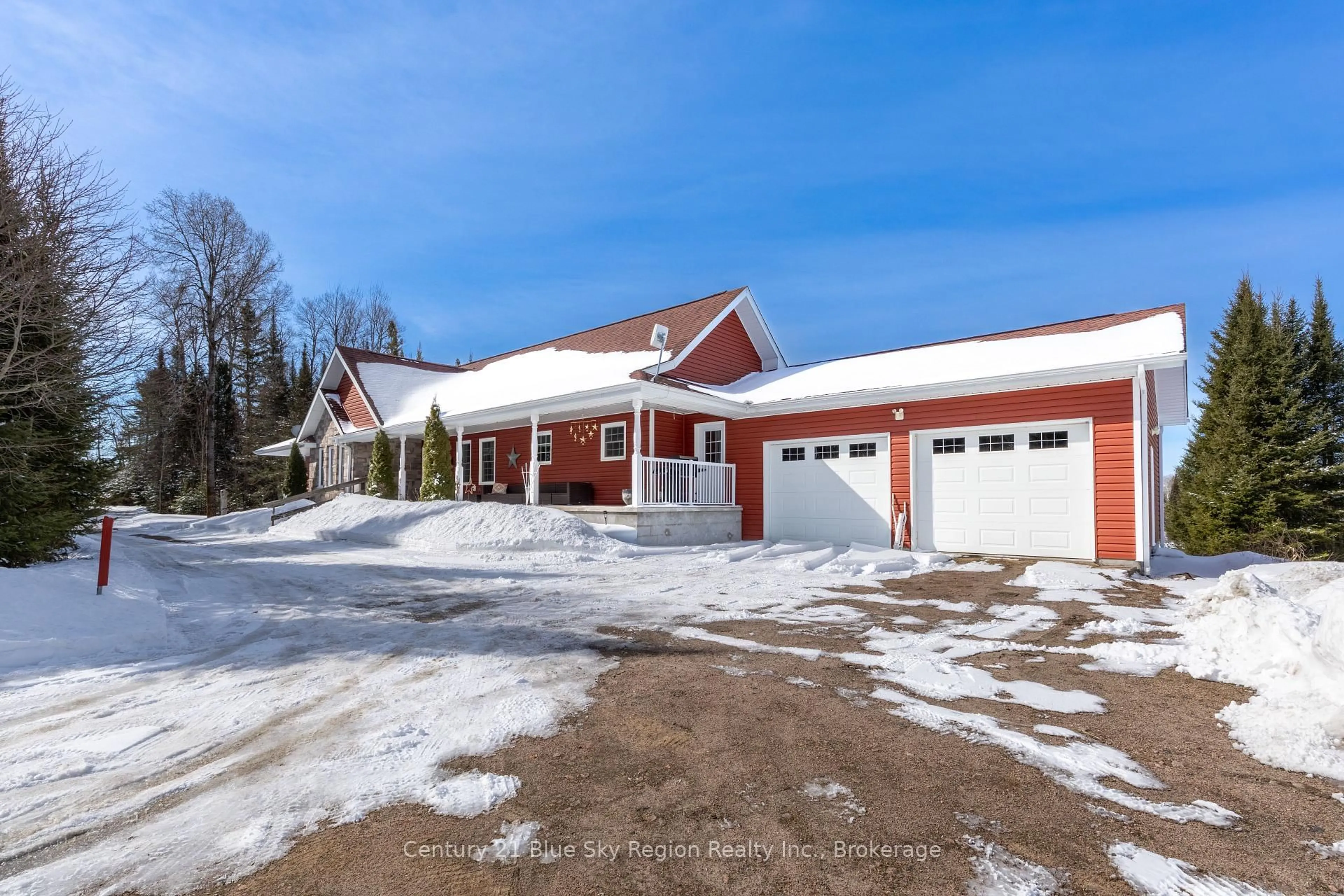 Indoor garage for 398 Highway 522, Powassan Ontario P0H 2L0