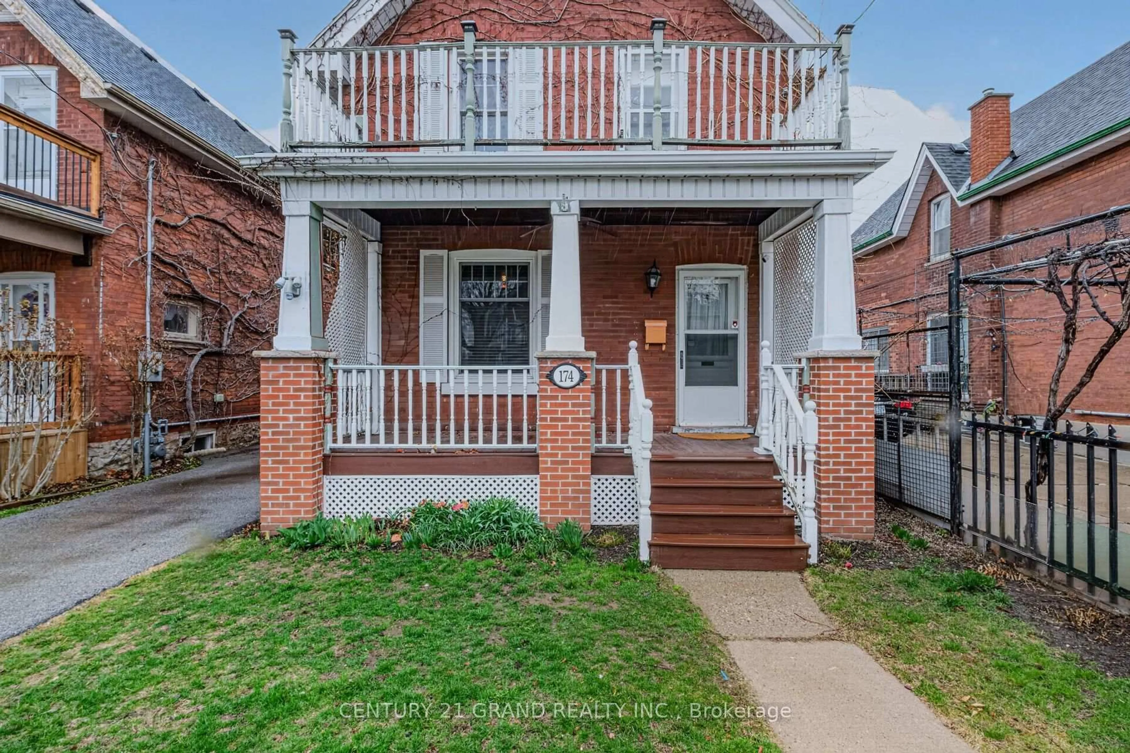 Home with brick exterior material, street for 174 Marlborough St, Brantford Ontario N3S 4S9